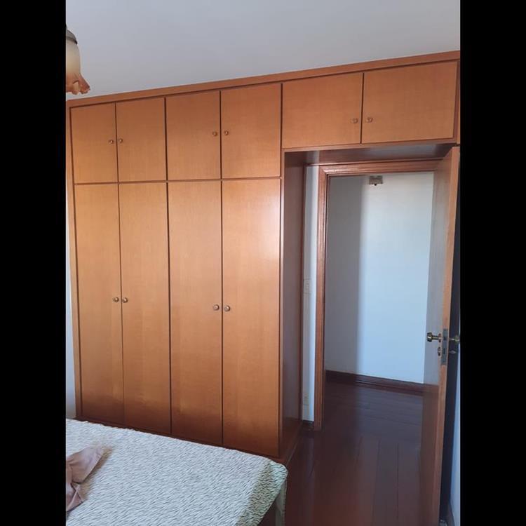 BELO APARTAMENTO NO EDIFÍCIO SANTA CLARA