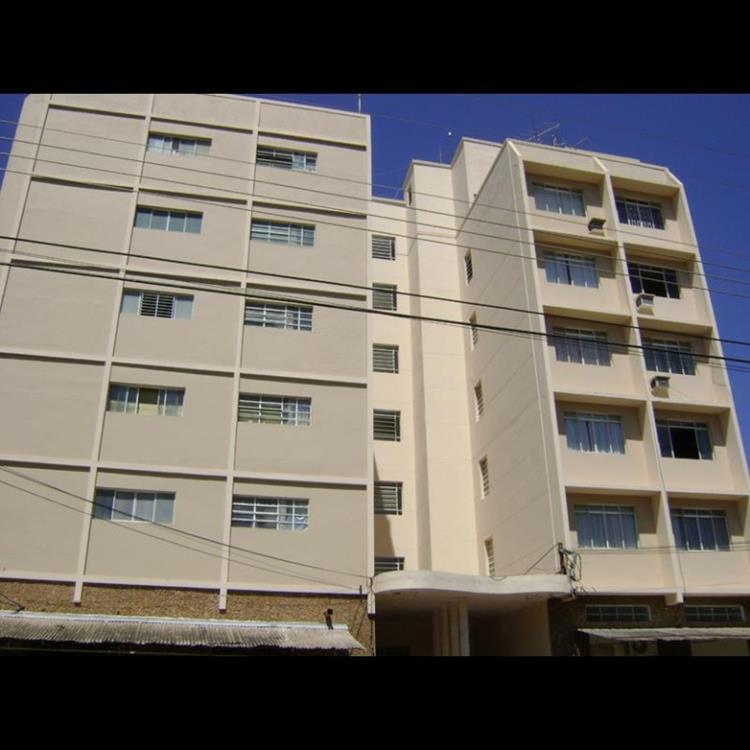 APARTAMENTO NO EDIFÍCIO ADÍLIA