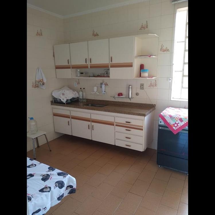 BELO APARTAMENTO NO CENTRO