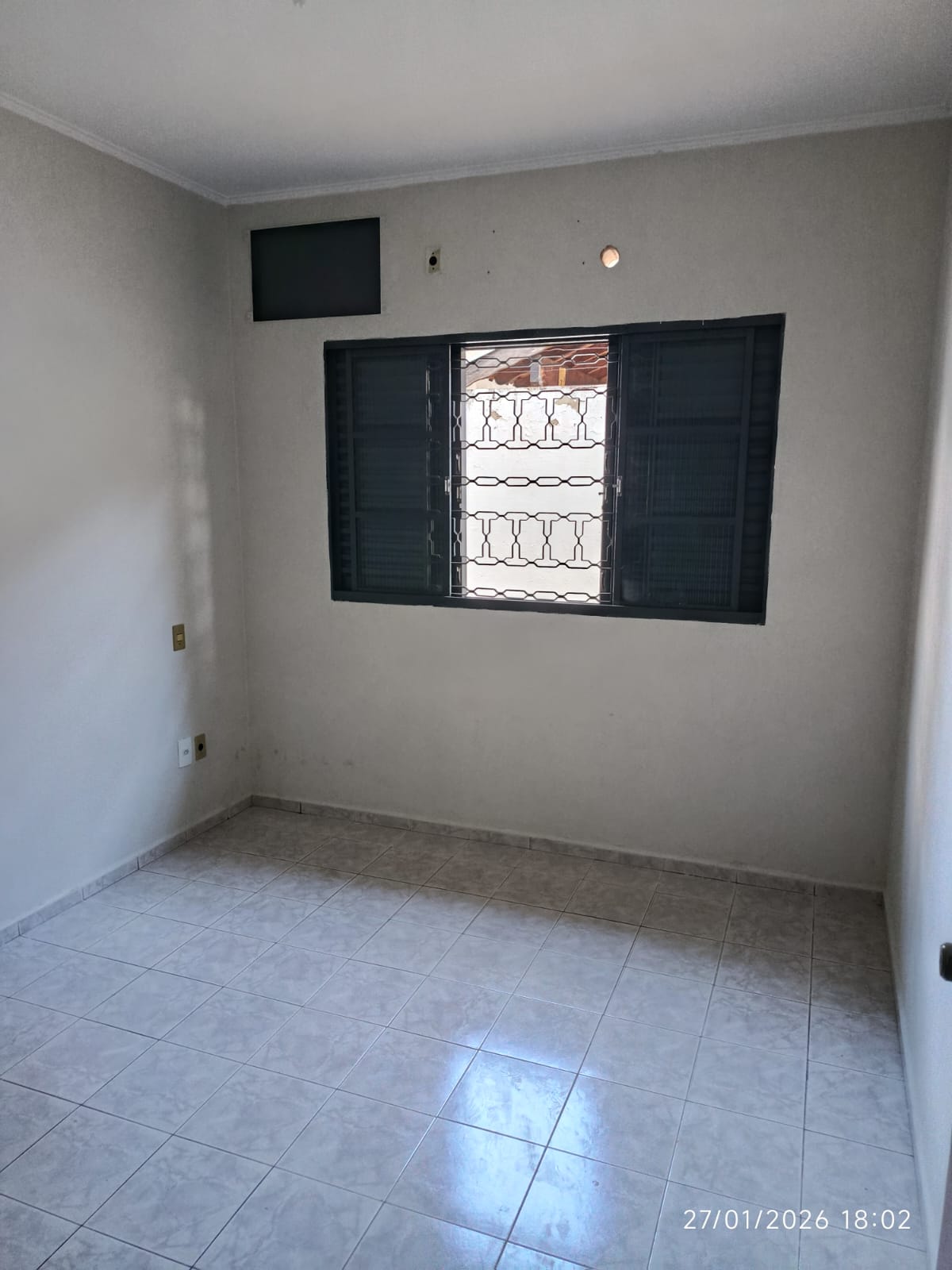 Rua Giácomo Paro,843 - Vila Edejama