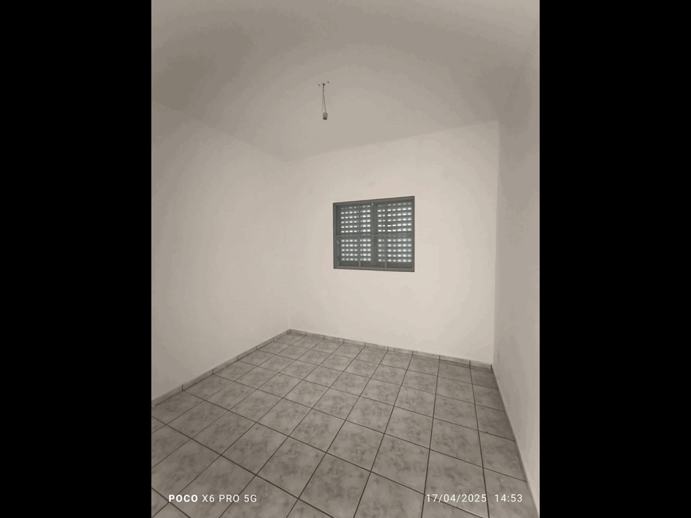 Rua dos Girassóis,20 - Conjunto Habitacional Sílvia Covas