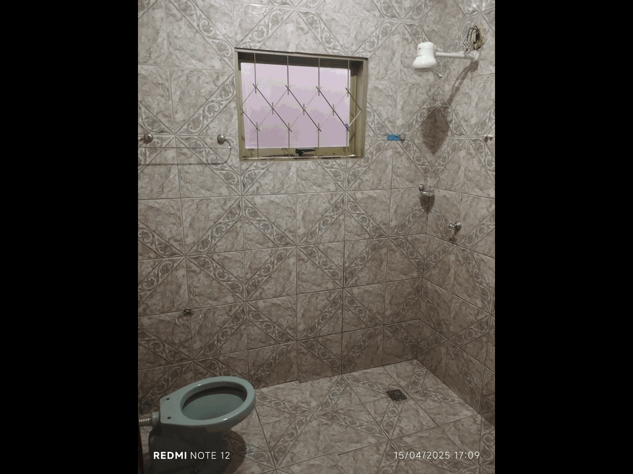 Rua José Diniz Mendonça,299 - Residencial Jardim Tropical