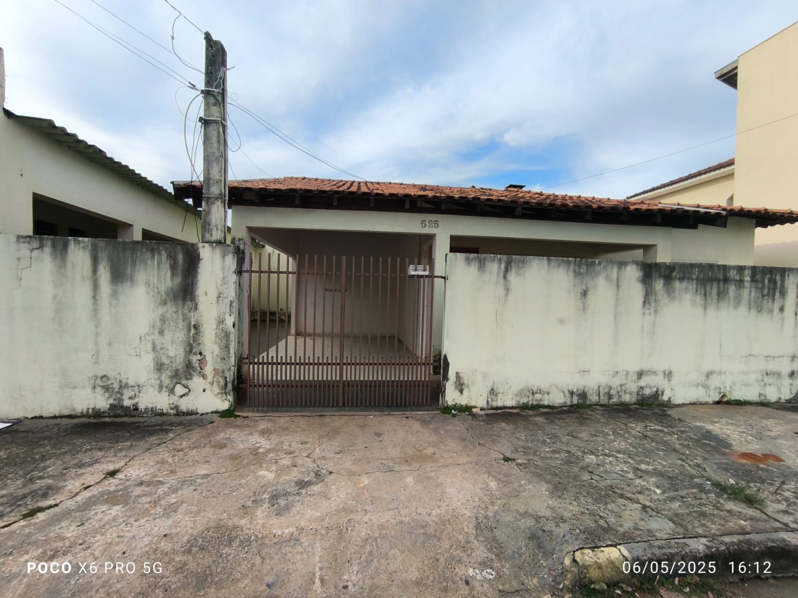 Avenida Afonso Giovane da Silva,25 - Fundos - Village Regina