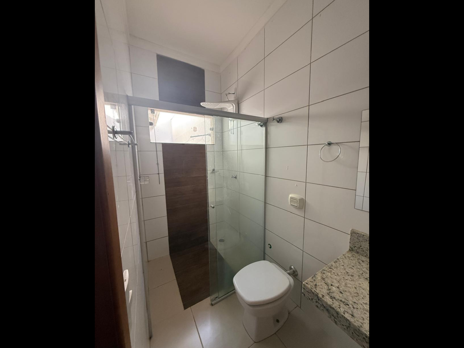 Rua Professor Elio Rubens Galvão Aires,200 - Residencial Jardim do Lago III