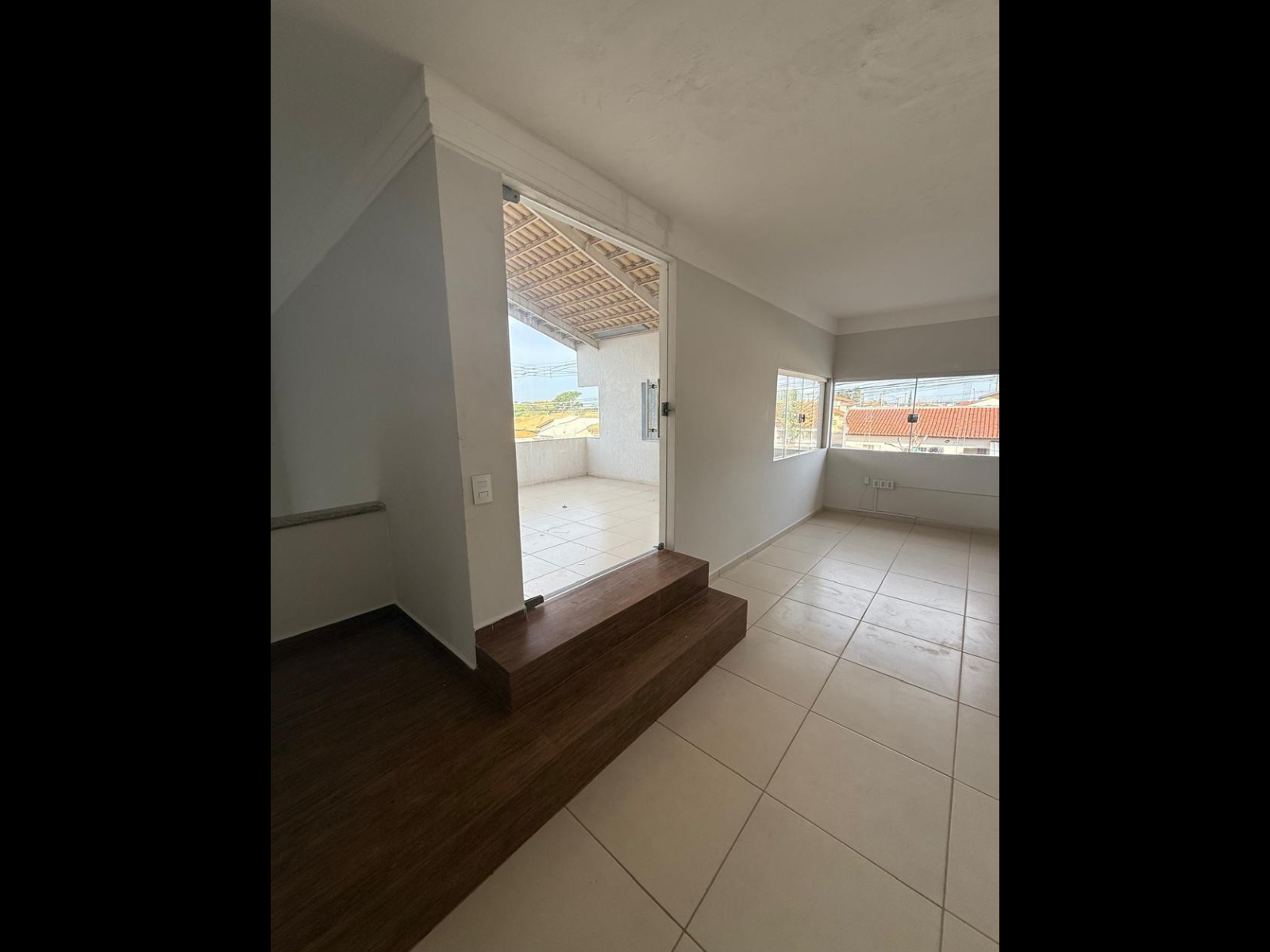 Rua Professor Elio Rubens Galvão Aires,200 - Residencial Jardim do Lago III