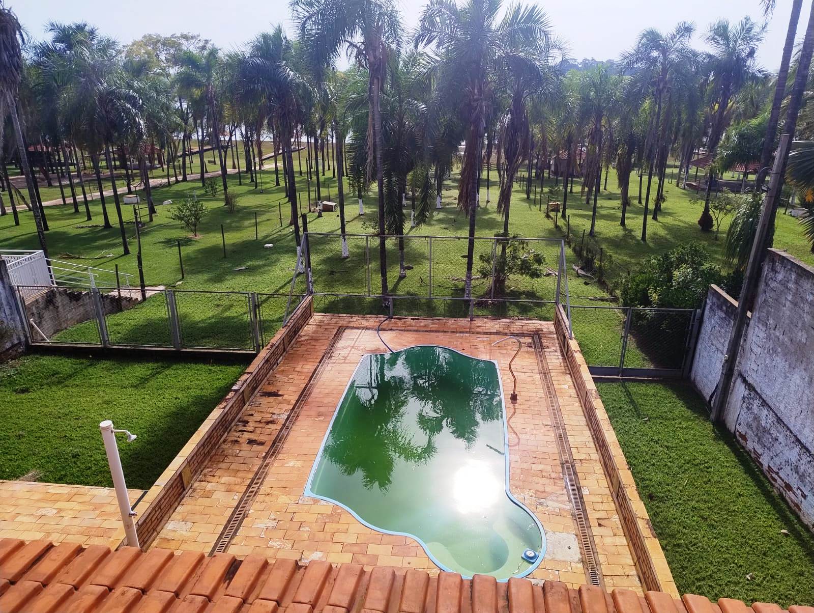 RANCHO NO BELVEDERE COM PISCINA
