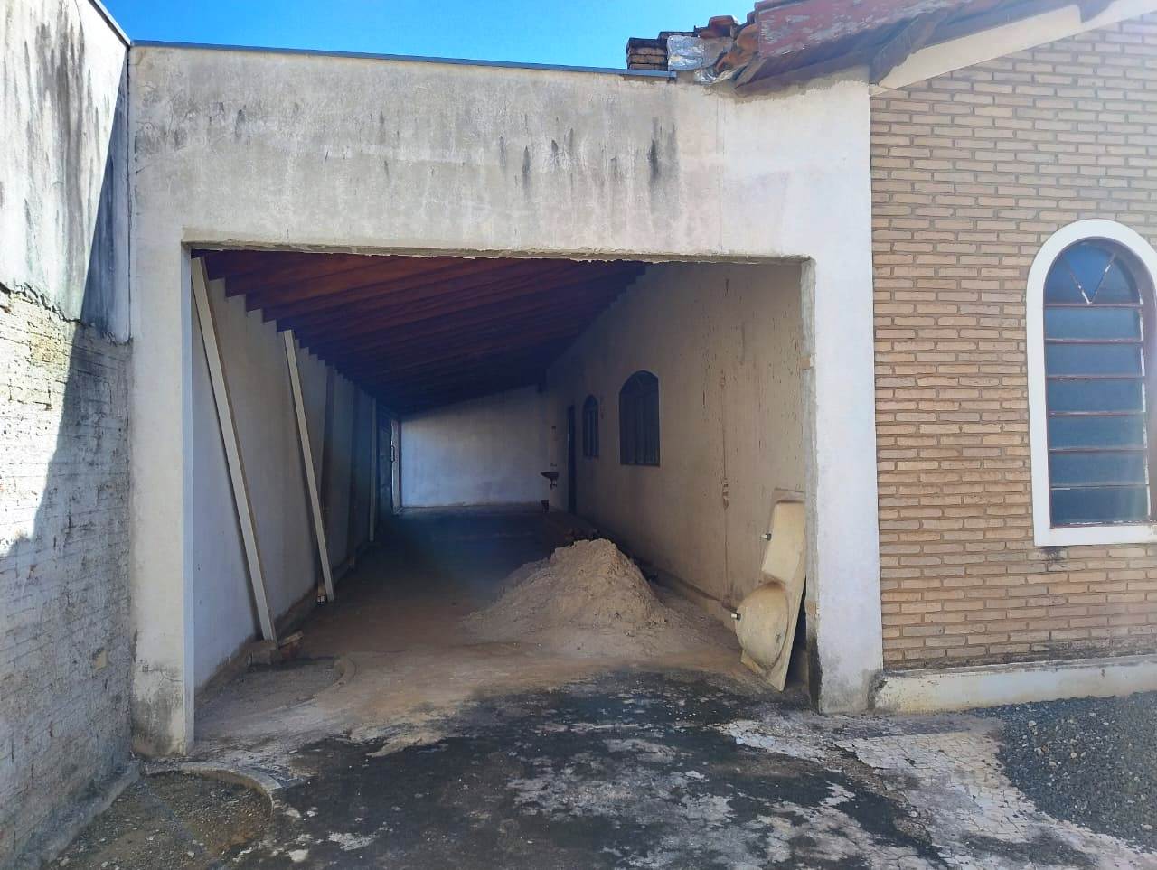 CASA DE ESQUINA NA VILA AMÉRICA