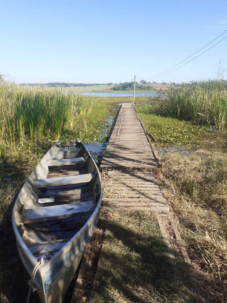 RANCHO NO BAIRRO DO CRUZEIRO