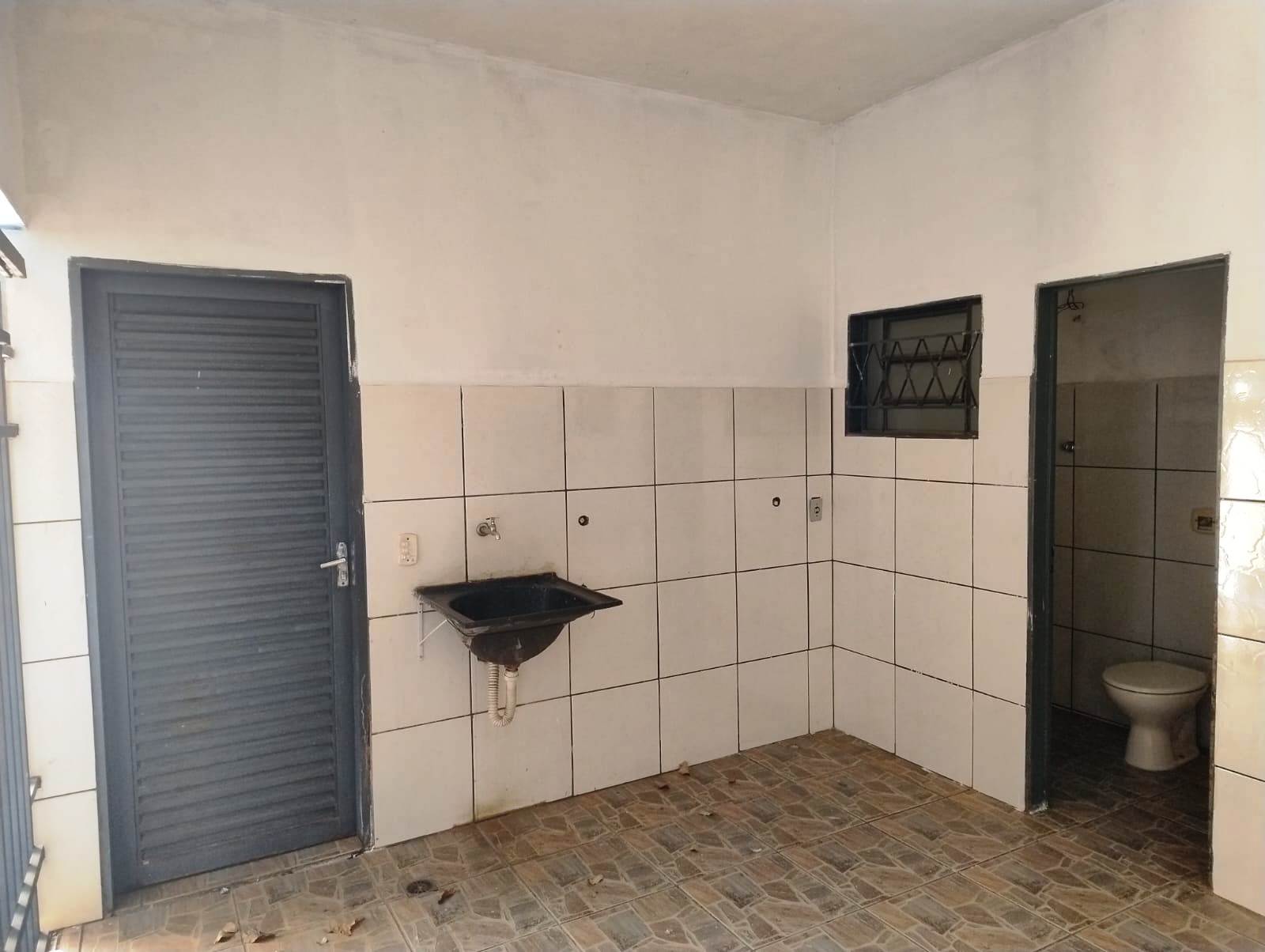ÓTIMO SALÃO NA AVENIDA MATO GROSSO
