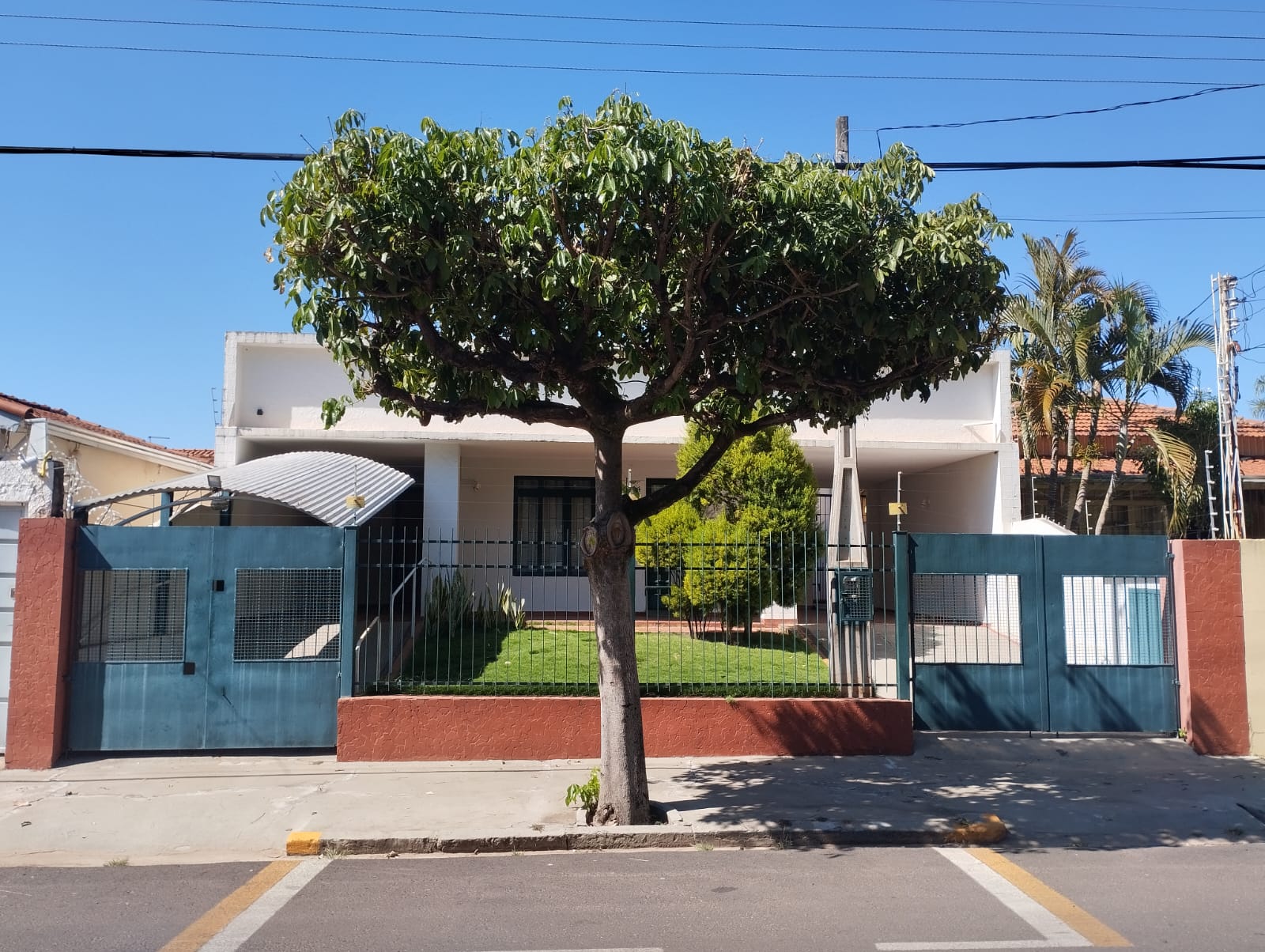 Avenida Rui Barbosa, 1044 - Vila Aparecida