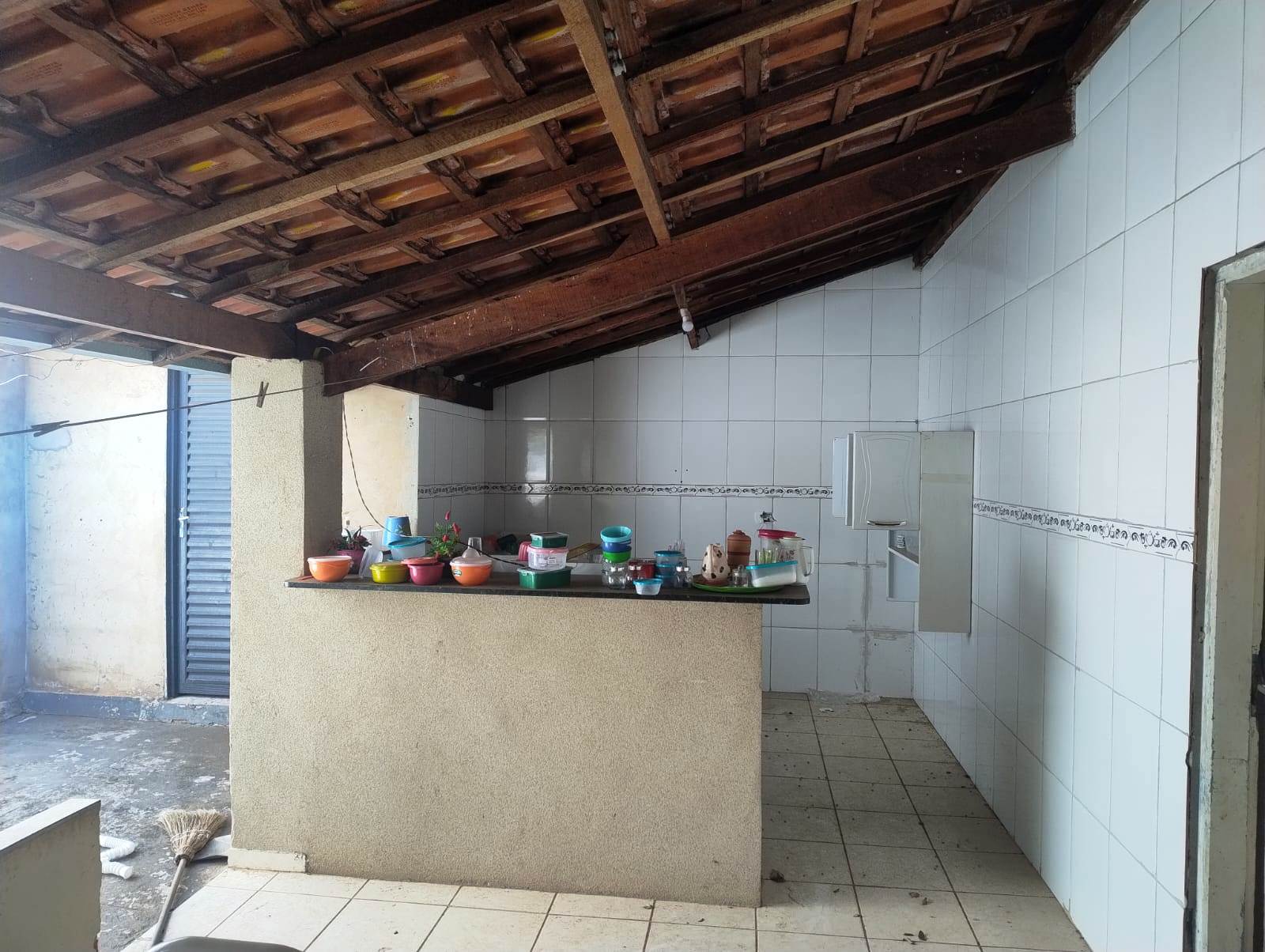 CASA COM TRÊS DORMITÓRIOS NO JARDIM ESPLANADA