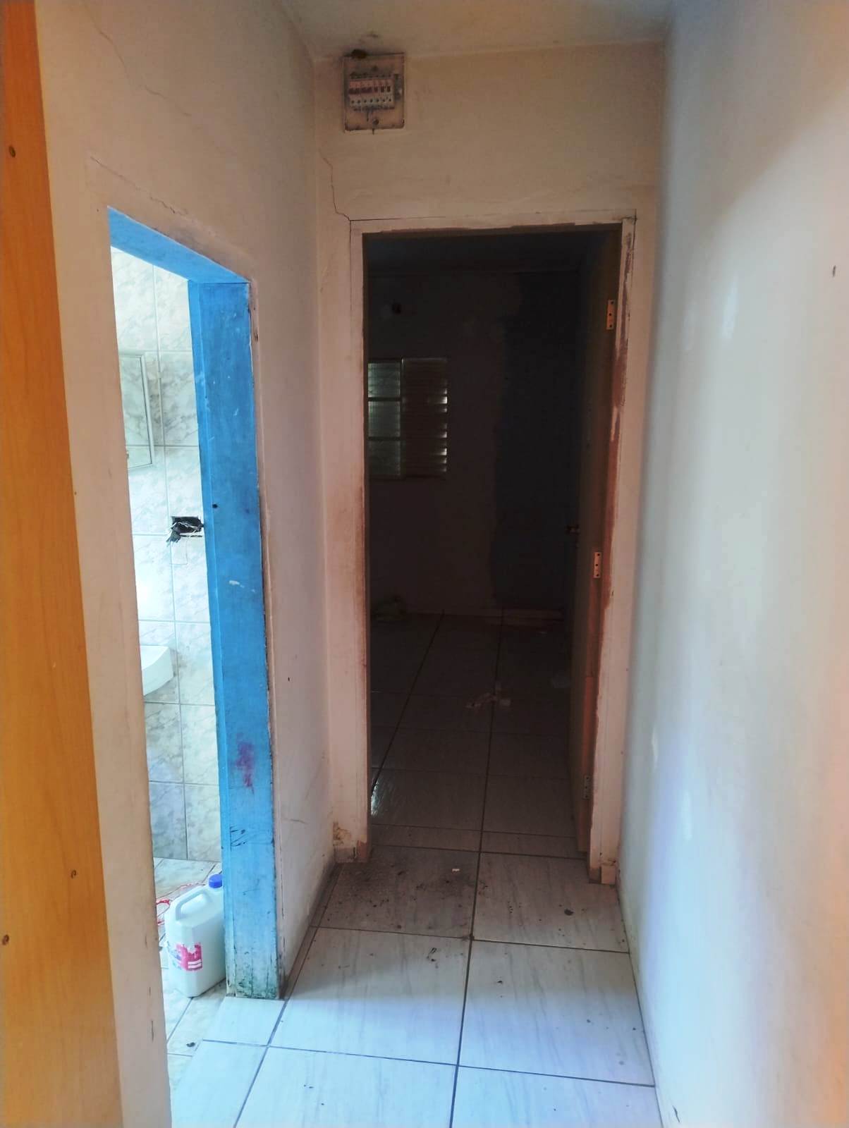 CASA COM TRÊS DORMITÓRIOS NO JARDIM ESPLANADA