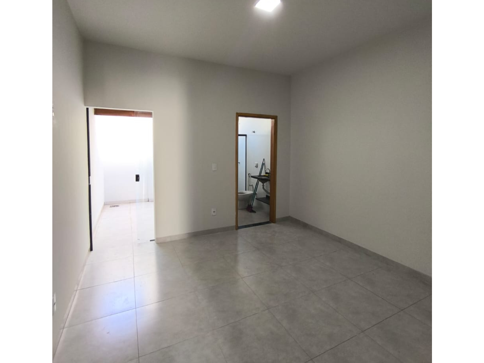 Rua Francisco Domingues Azenha, 143 - Portal dos Faveiros