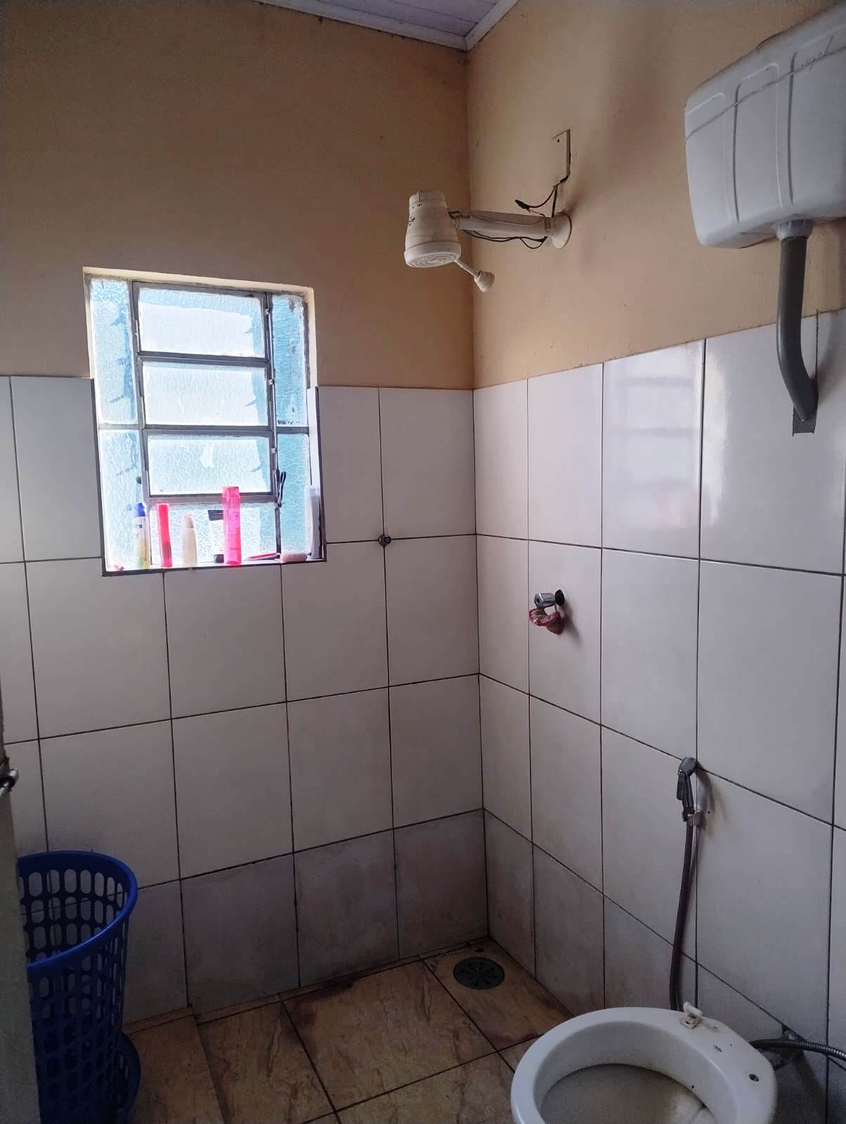 CASA NO CENTRO, ÓTIMA LOCALIZAÇÃO