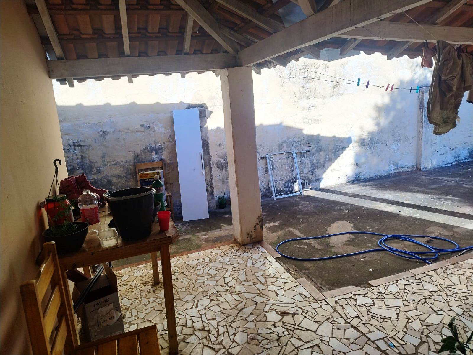 CASA NO CENTRO, ÓTIMA LOCALIZAÇÃO