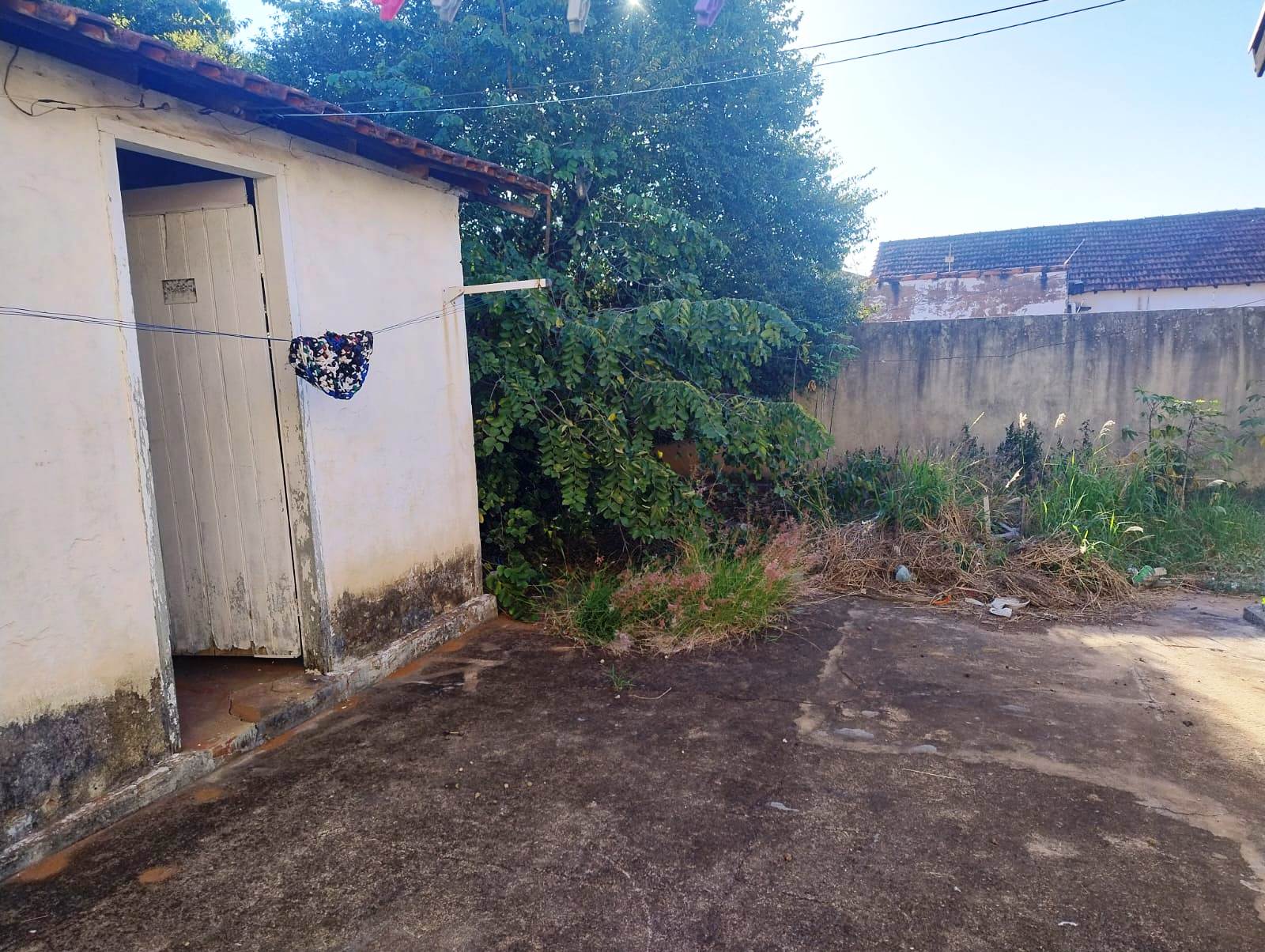 CASA NO CENTRO, ÓTIMA LOCALIZAÇÃO