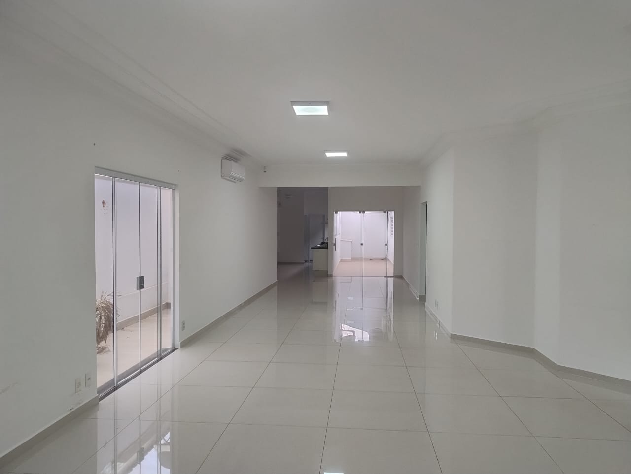 ÓTIMA CASA COM 4 DORMITÓRIOS NO BAIRRO MARIO SABINO