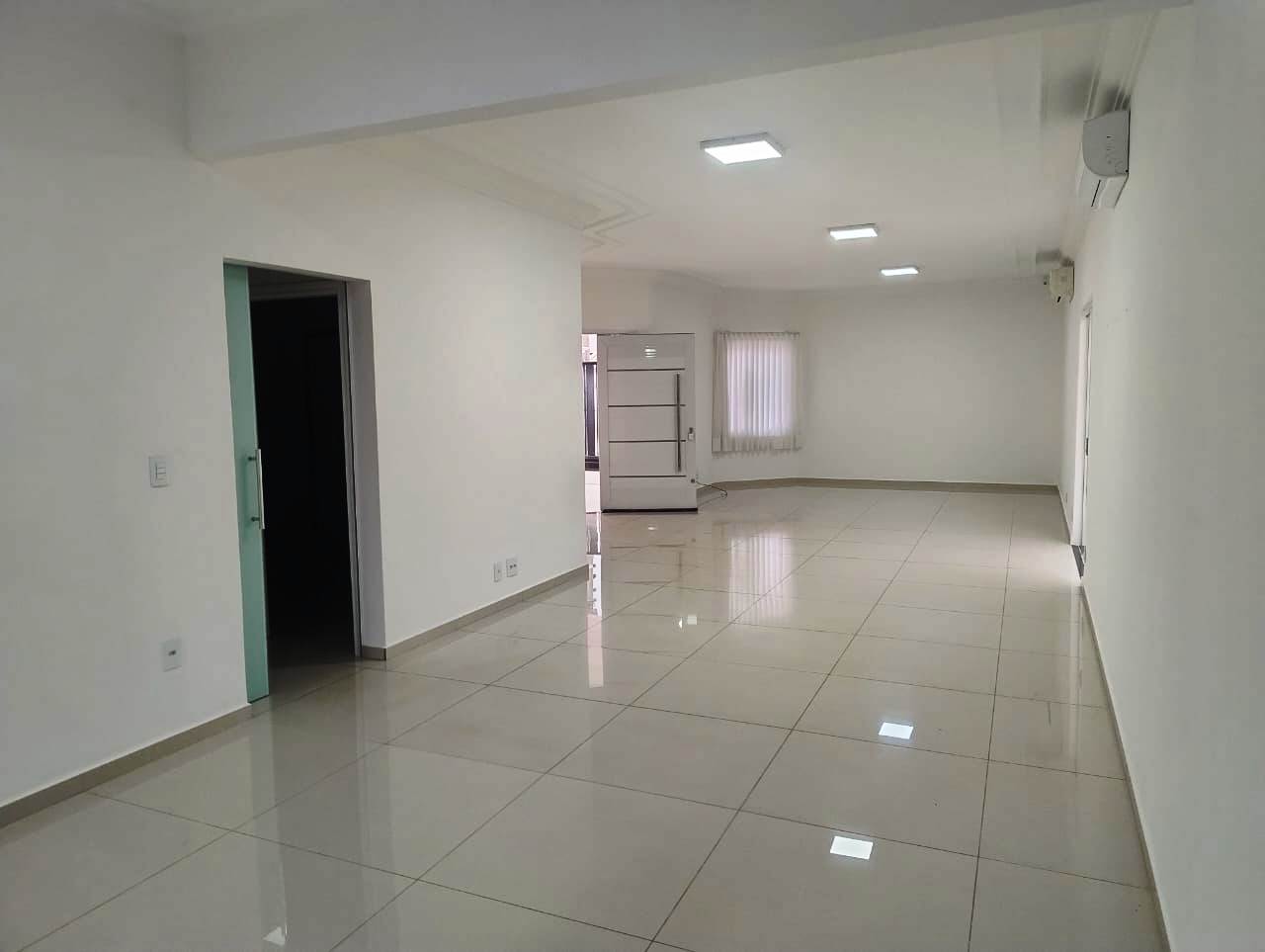 ÓTIMA CASA COM 4 DORMITÓRIOS NO BAIRRO MARIO SABINO