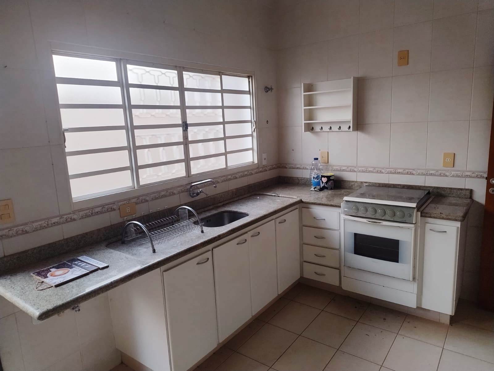 ÓTIMA CASA NO ALTO DAS BRISAS