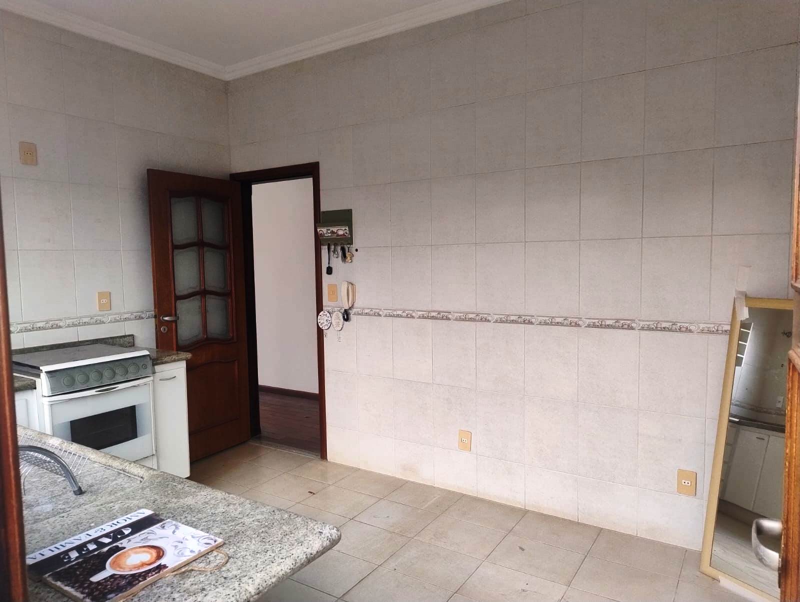 ÓTIMA CASA NO ALTO DAS BRISAS