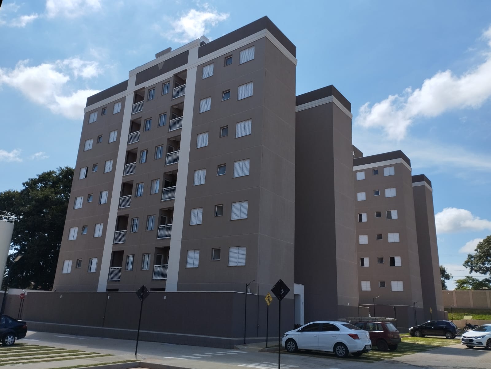 LINDO APARTAMENTO NO VILLE CONQUISTTÀ
