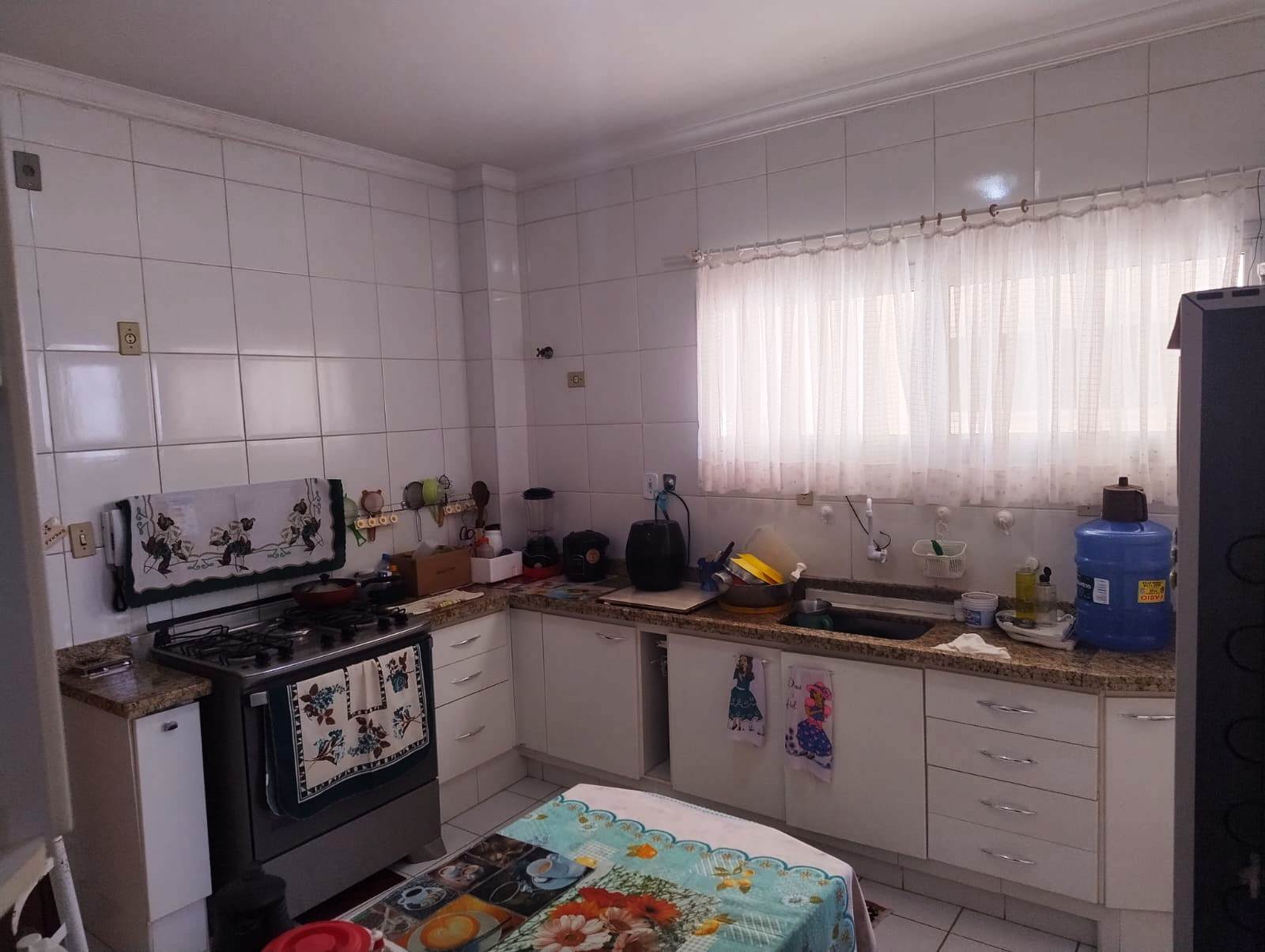 ÓTIMO APARTAMENTO NO EDIFÍCIO VILA RICA