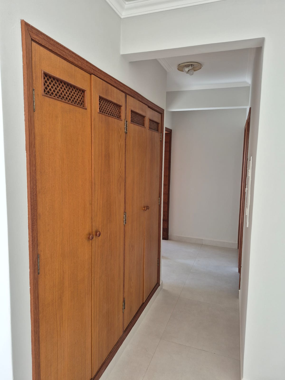 ÓTIMO APARTAMENTO NO EDIFÍCIO VERONA 