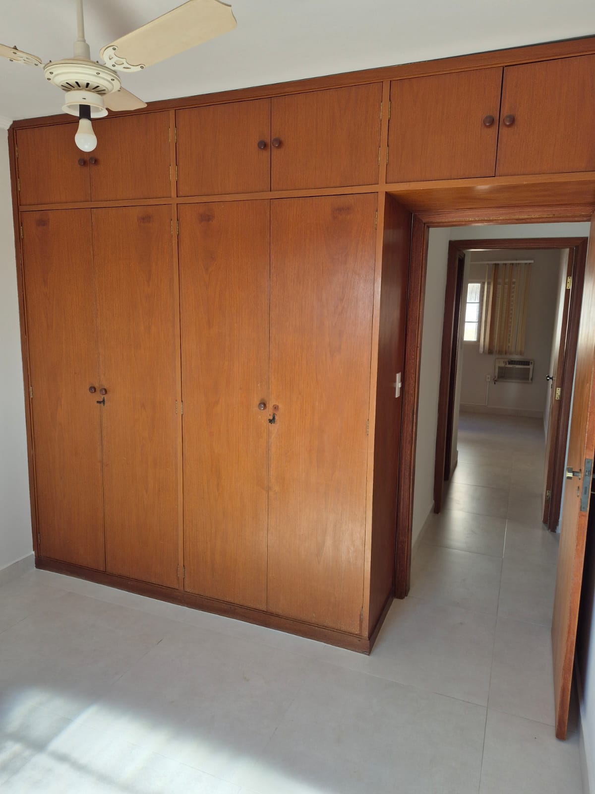 ÓTIMO APARTAMENTO NO EDIFÍCIO VERONA 