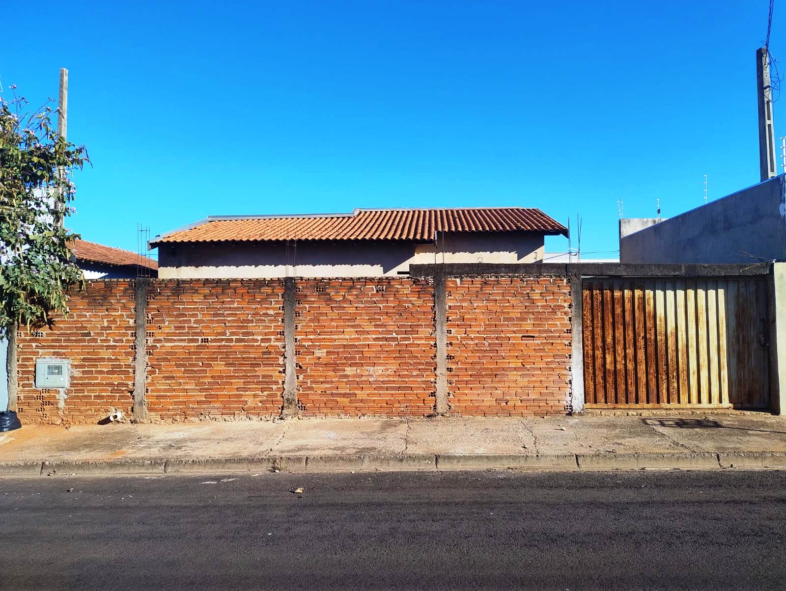 CASA EM FASE DE ACABAMENTO NO JARDIM DO LAGO 4
