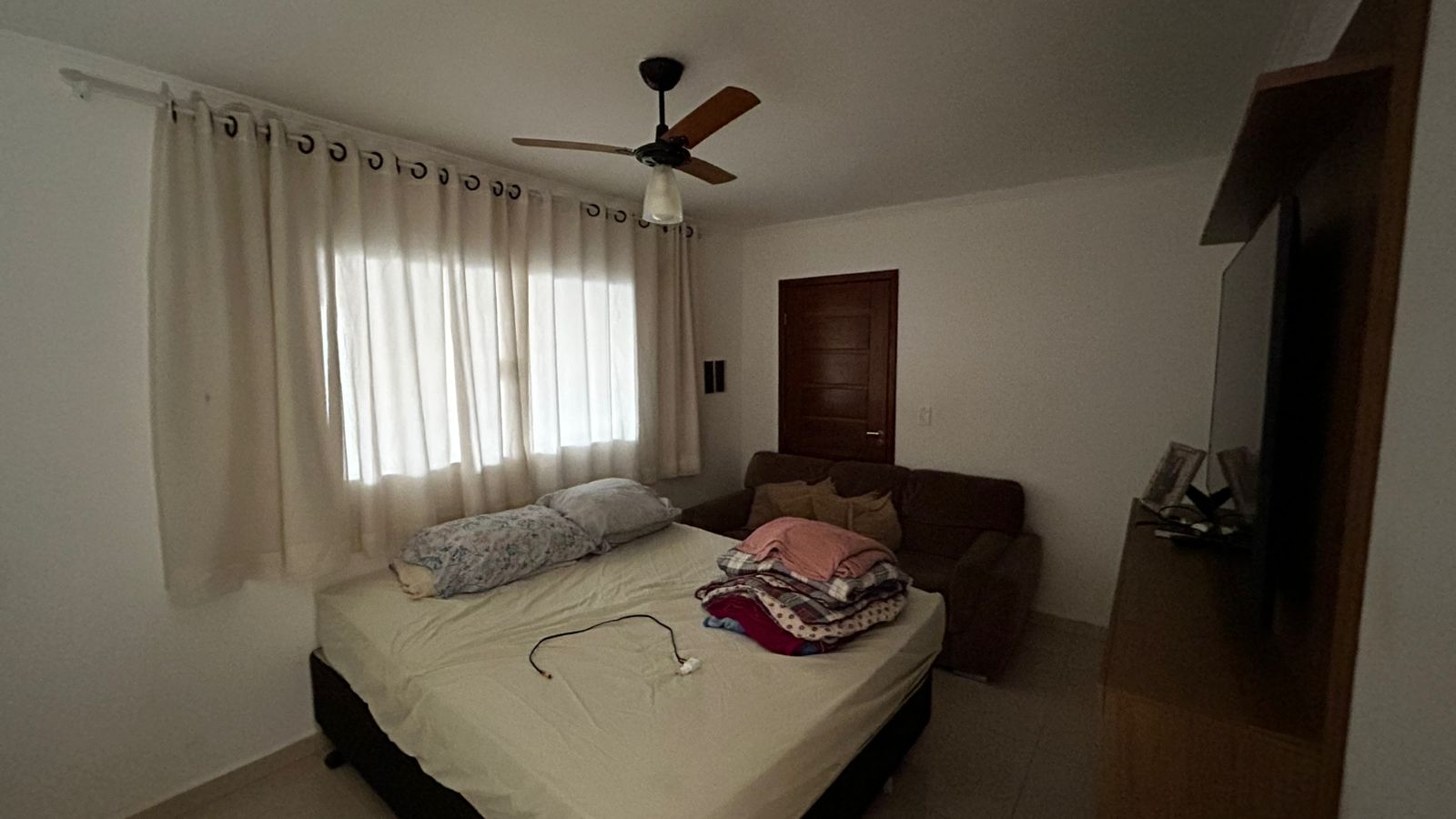 DUAS CASAS NO MESMO TERRENO NO JARDIM DO LAGO 5