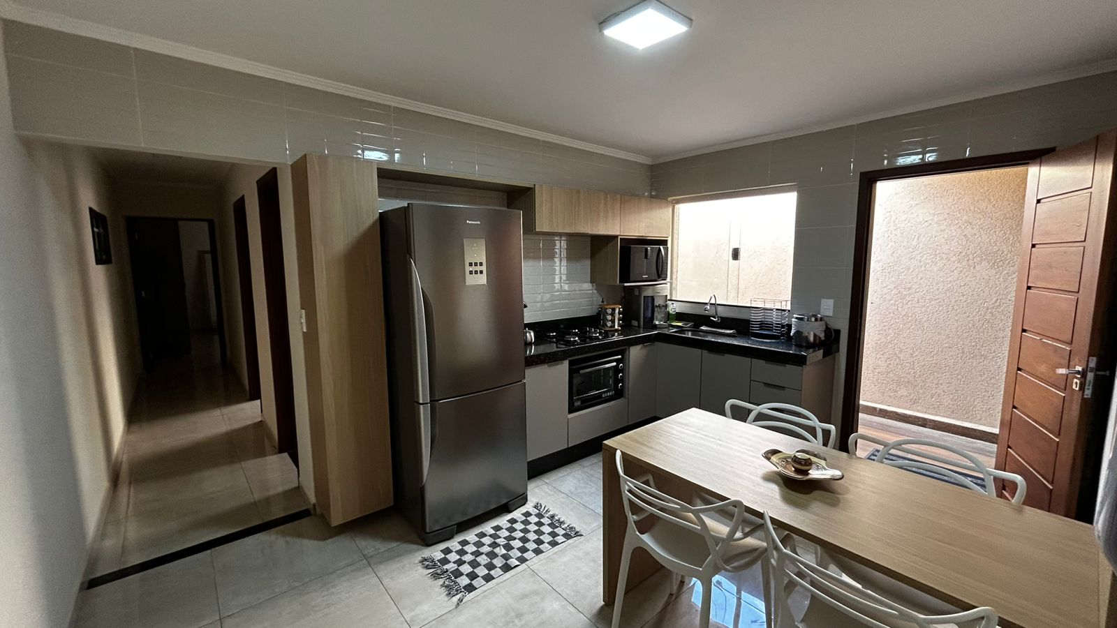 DUAS CASAS NO MESMO TERRENO NO JARDIM DO LAGO 5