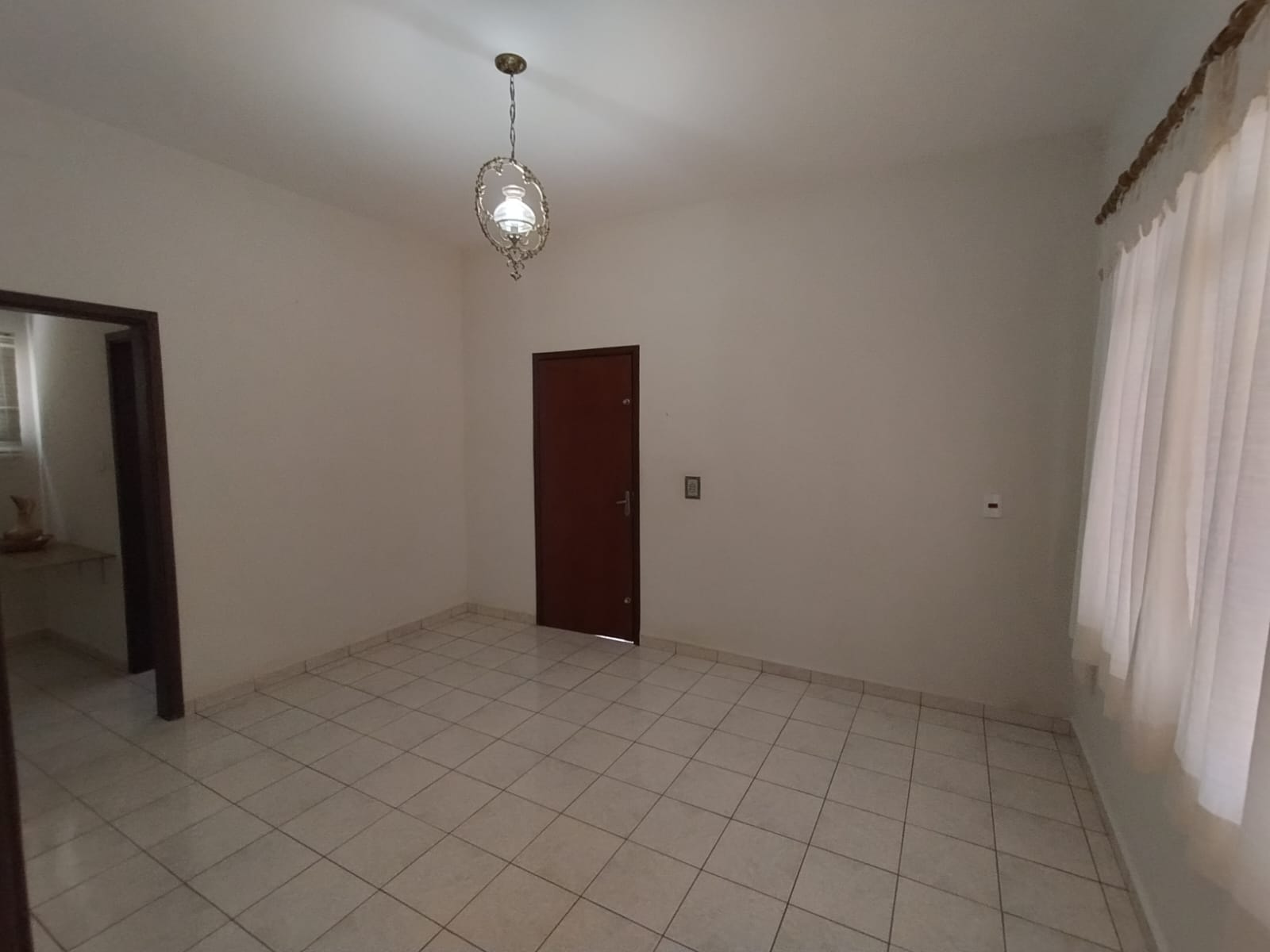 ÓTIMA CASA NO CENTRO