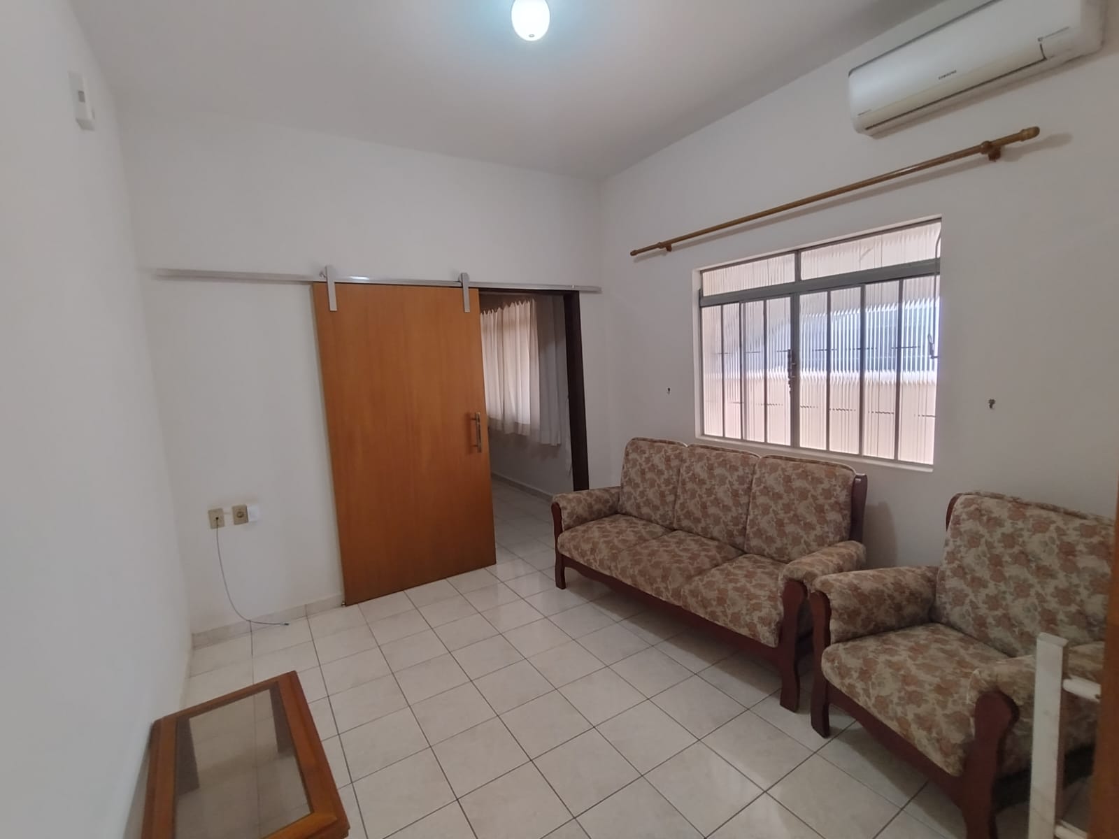 ÓTIMA CASA NO CENTRO