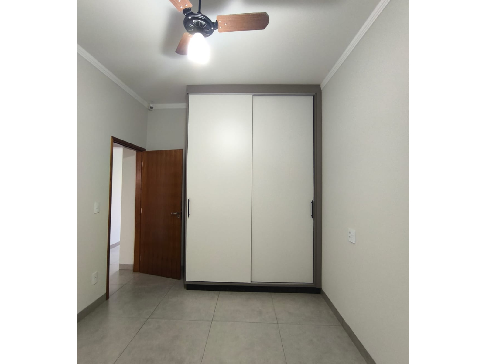 Avenida Bahia,624 A - Vila Fátima