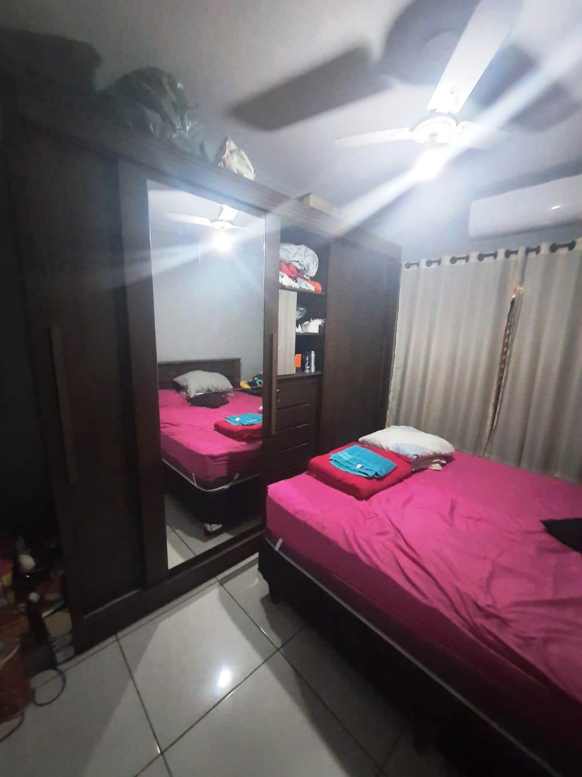CASA COM AMPLO TERRENO NO CIDADE JARDIM