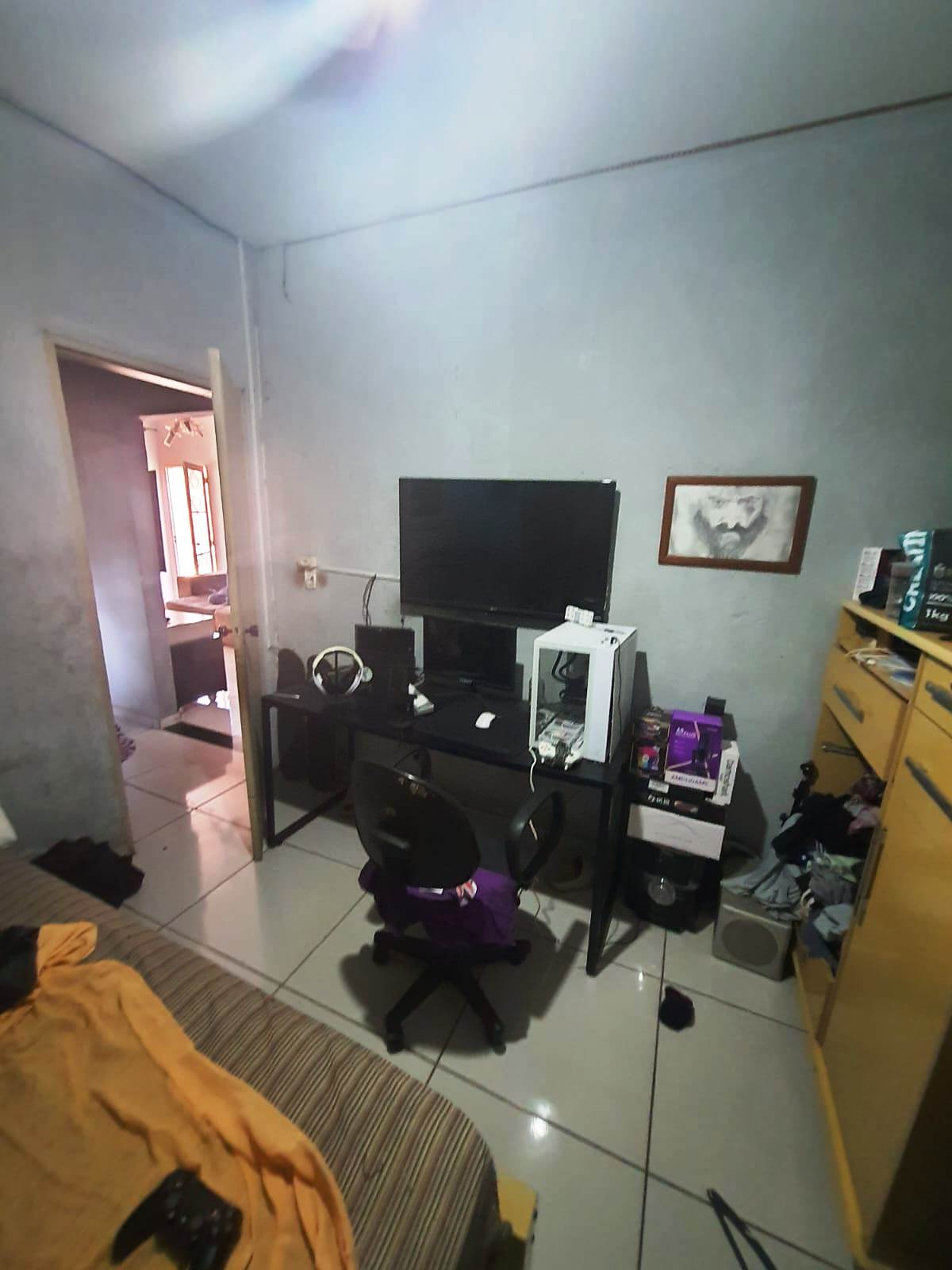 CASA COM AMPLO TERRENO NO CIDADE JARDIM