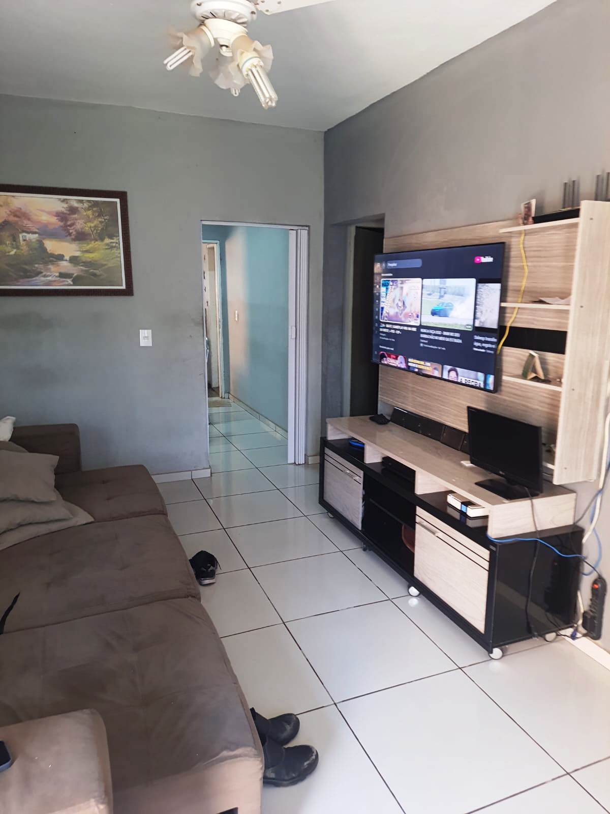 CASA COM AMPLO TERRENO NO CIDADE JARDIM