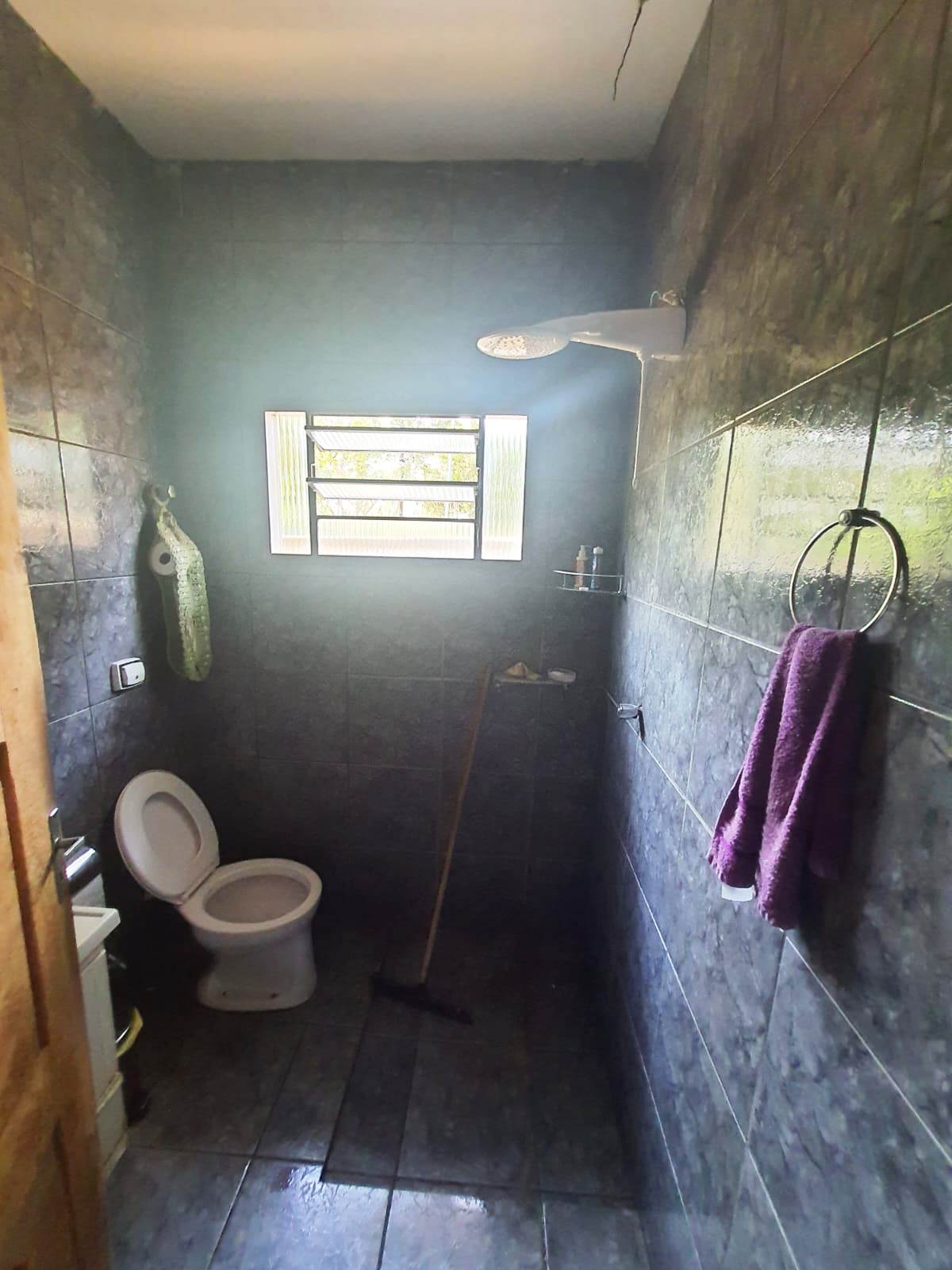 CASA COM AMPLO TERRENO NO CIDADE JARDIM