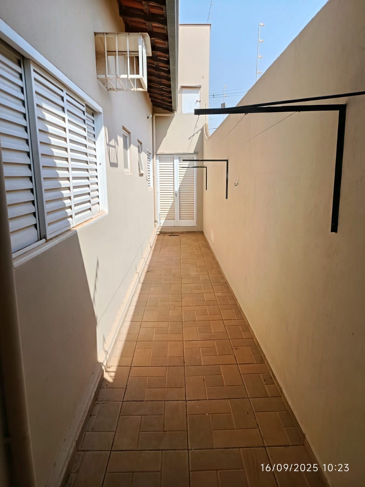 Avenida Clóvis de Freitas Fonseca, 41 - Loteamento Residencial Alto das Brisas
