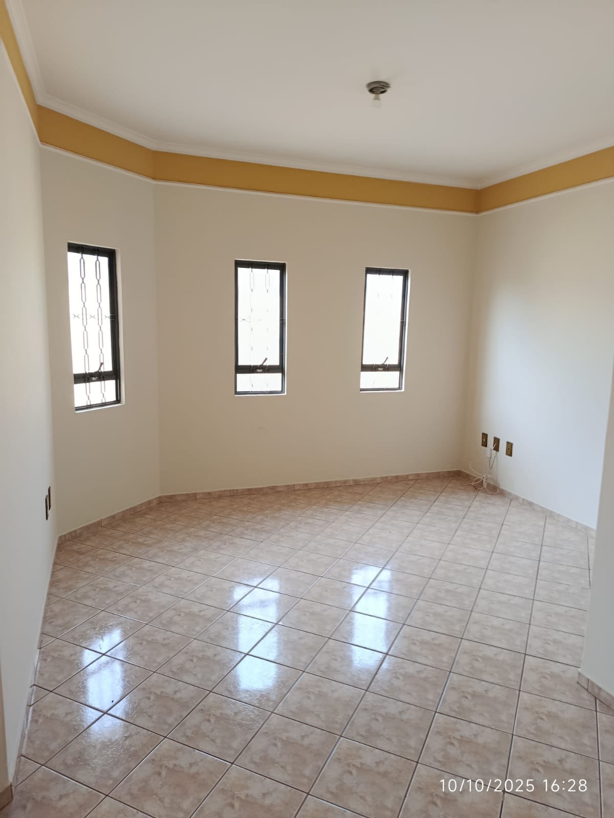 Rua Juvêncio Monteiro,42 - Parque Residencial São Fernando