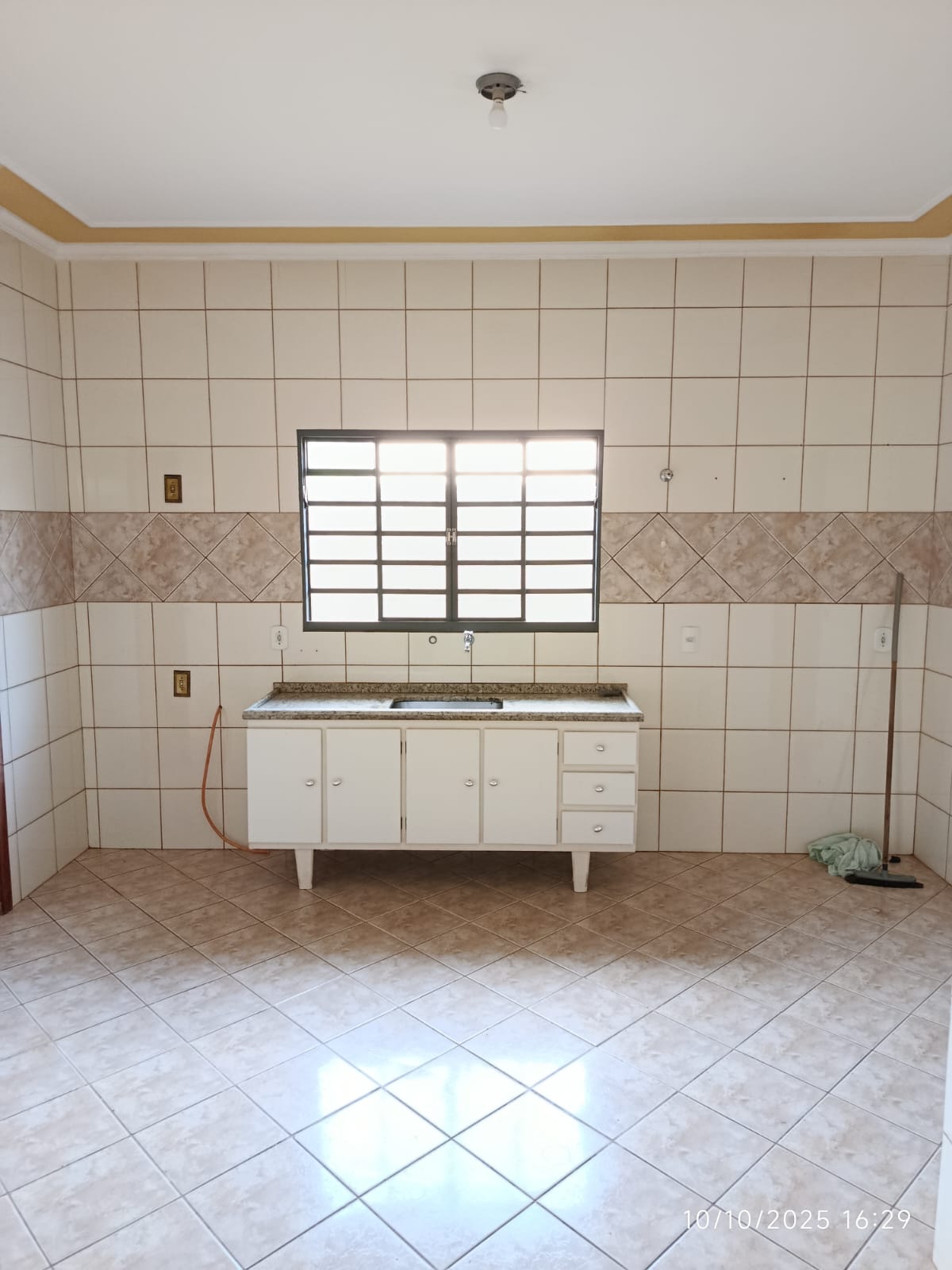 Rua Juvêncio Monteiro,42 - Parque Residencial São Fernando