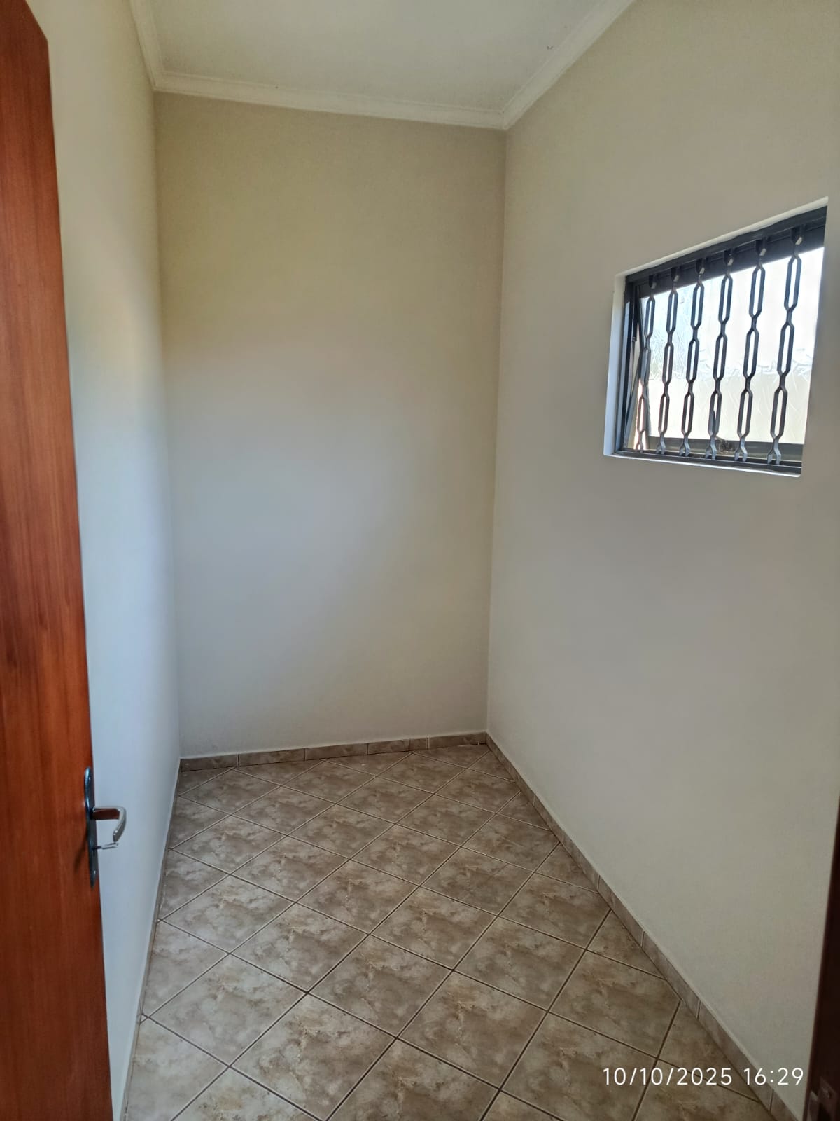 Rua Juvêncio Monteiro,42 - Parque Residencial São Fernando
