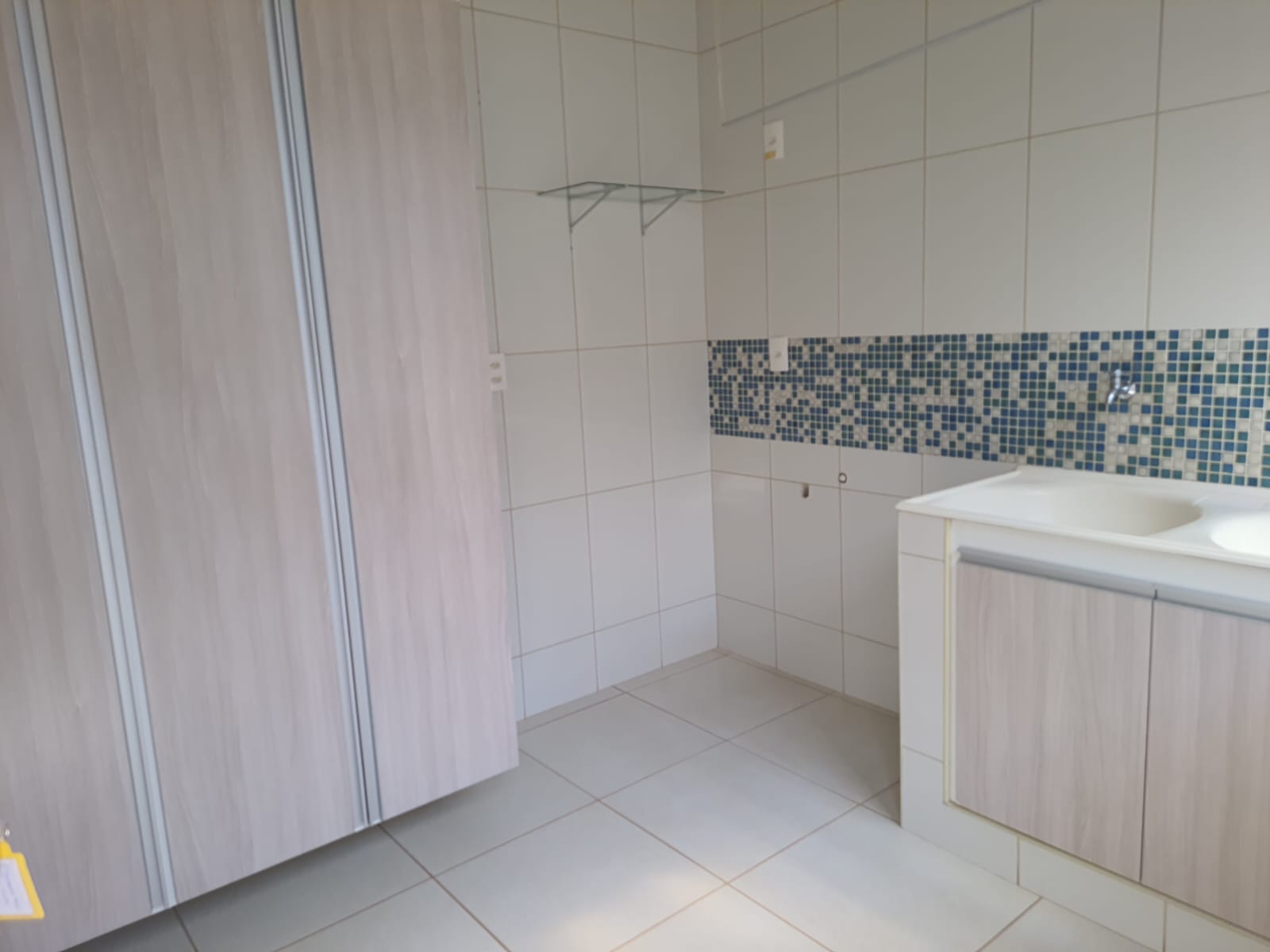 ÓTIMA CASA COM 4 DORMITÓRIOS NO CENTRO