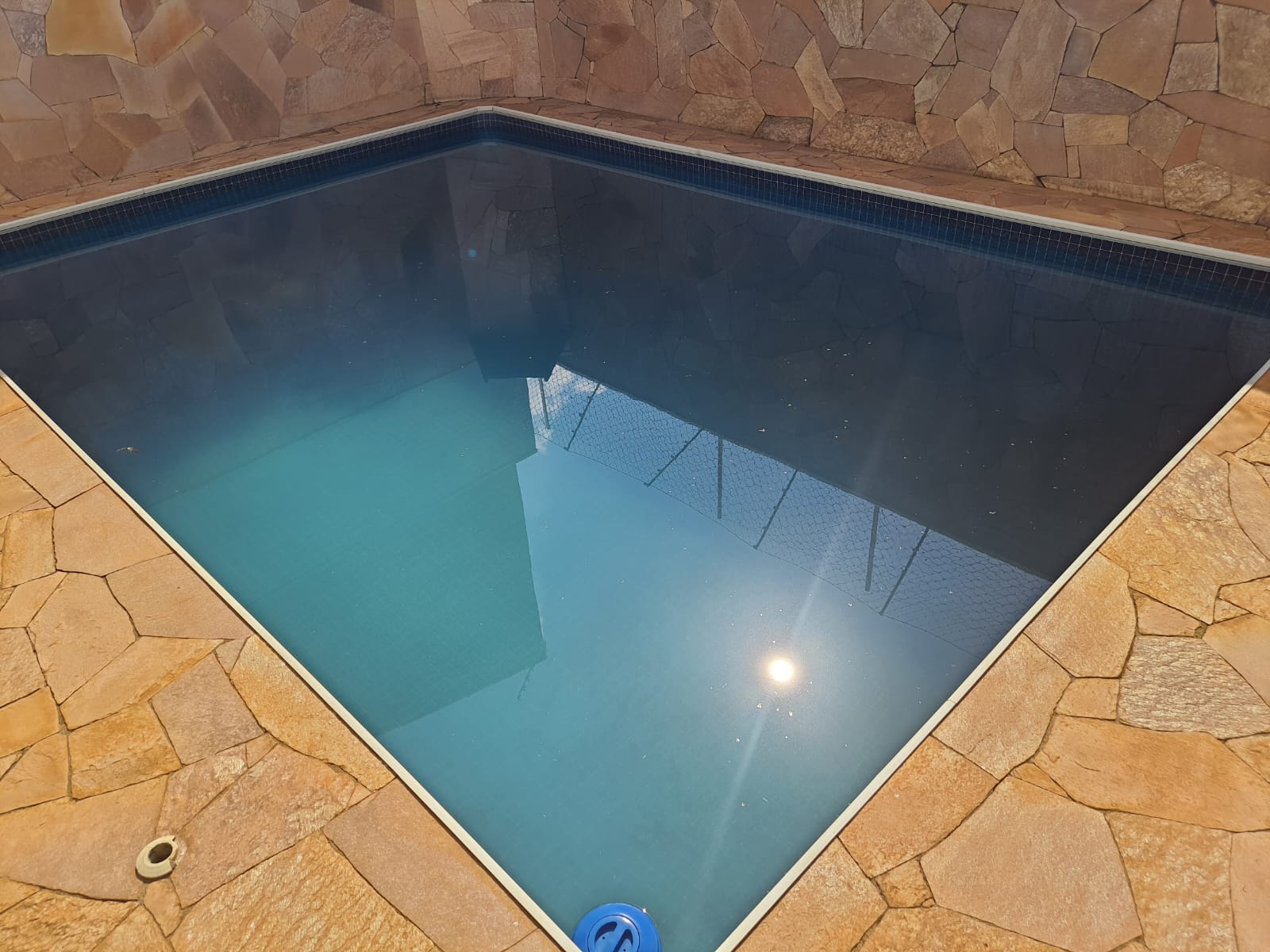 ÓTIMA CASA COM 4 DORMITÓRIOS NO CENTRO