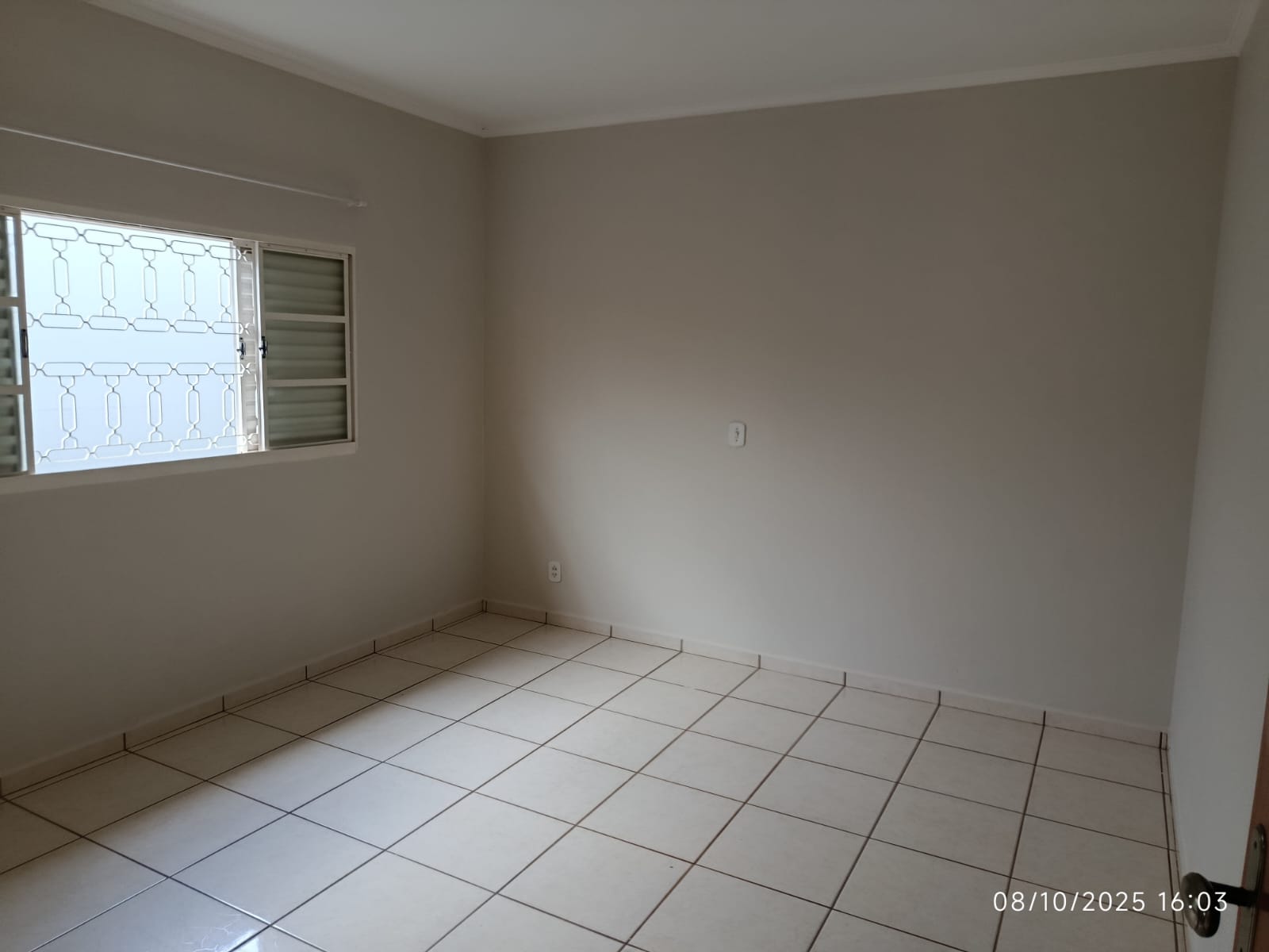 Rua Professor Elio Rubens Galvão Aires, 1030 - Residencial Jardim do Lago