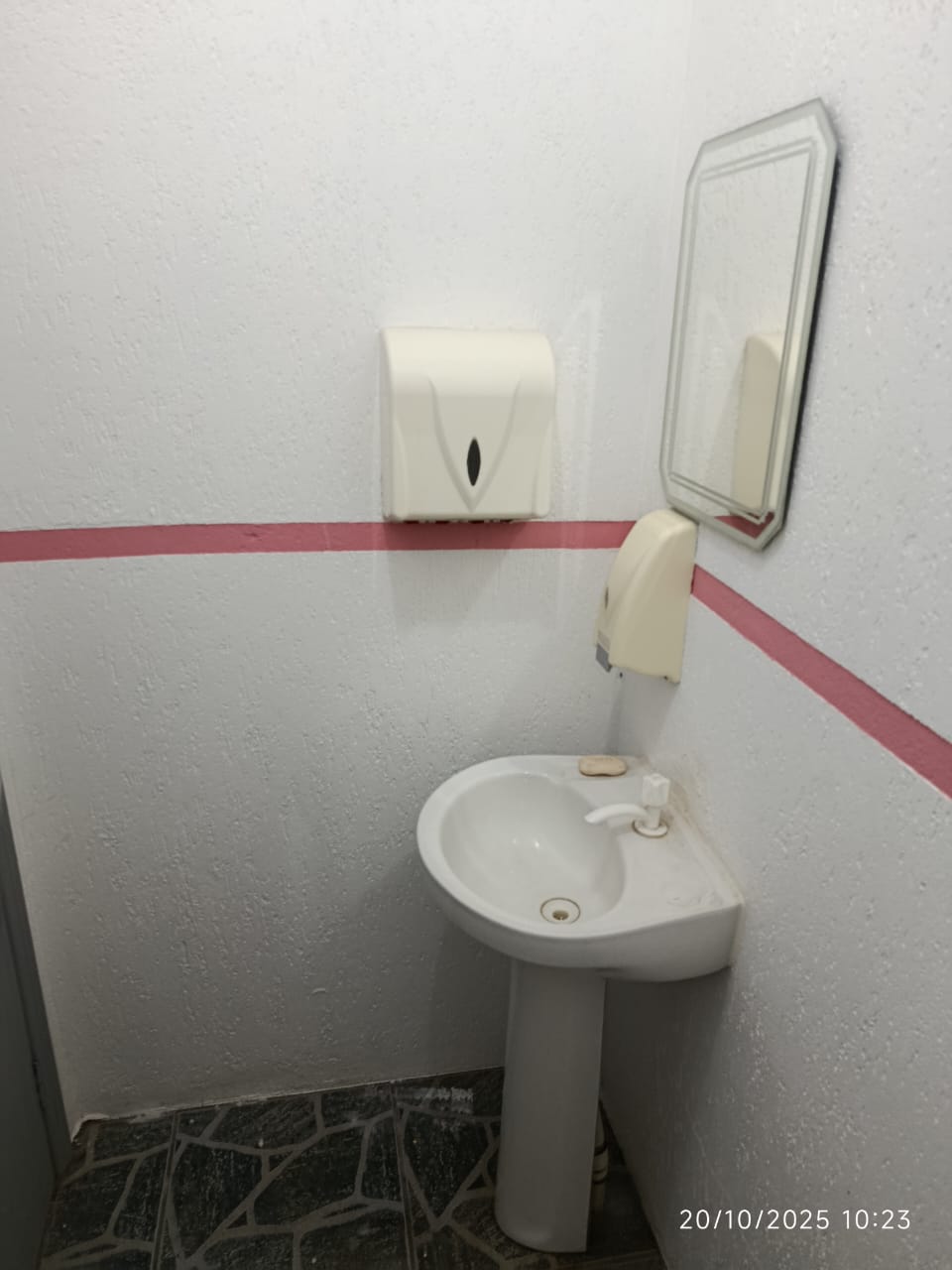 Rua Brasil, 57 - Centro