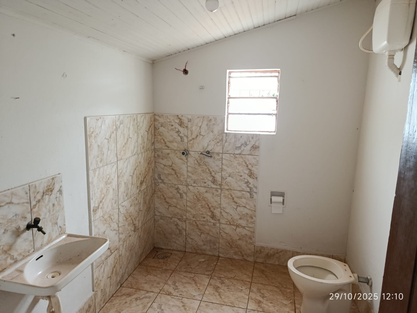 Avenida Cunha Cintra, 88 A - Jardim