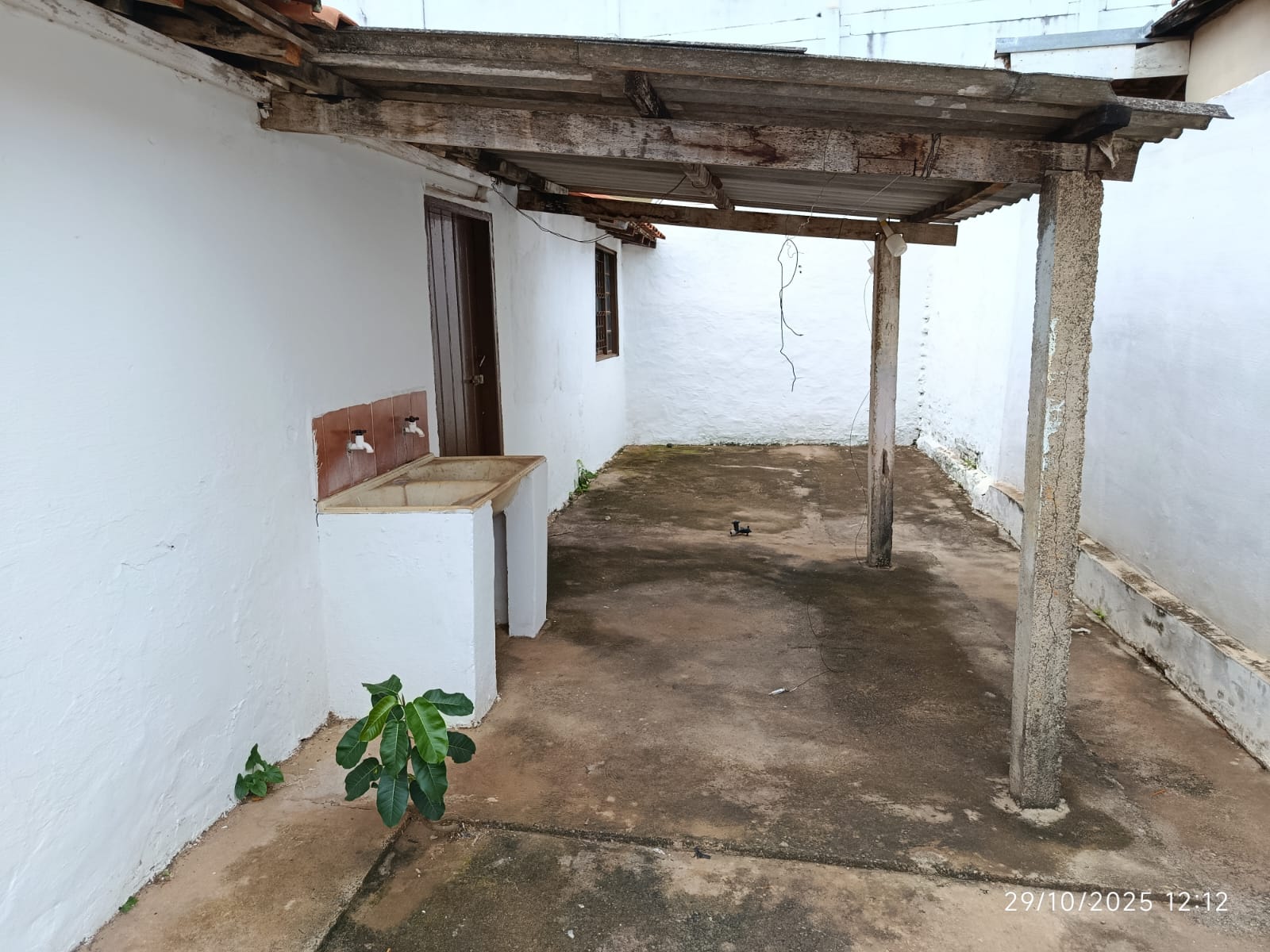 Avenida Cunha Cintra, 88 A - Jardim