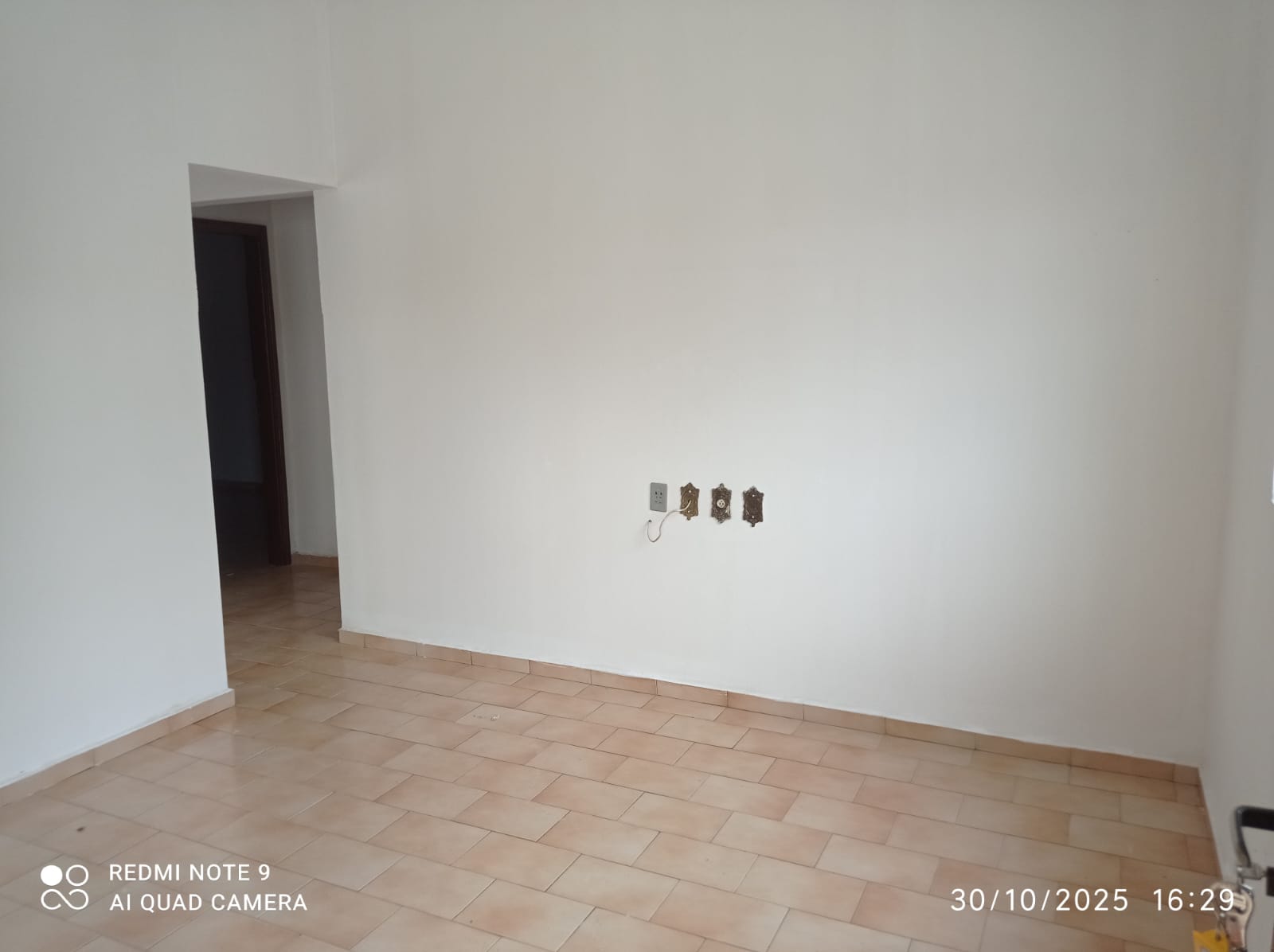 Rua Quinze de Novembro, 1245 - Vila Edejama