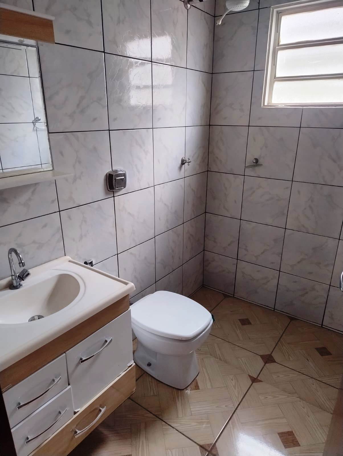 ÓTIMA CASA NO BAIRRO MONREAL